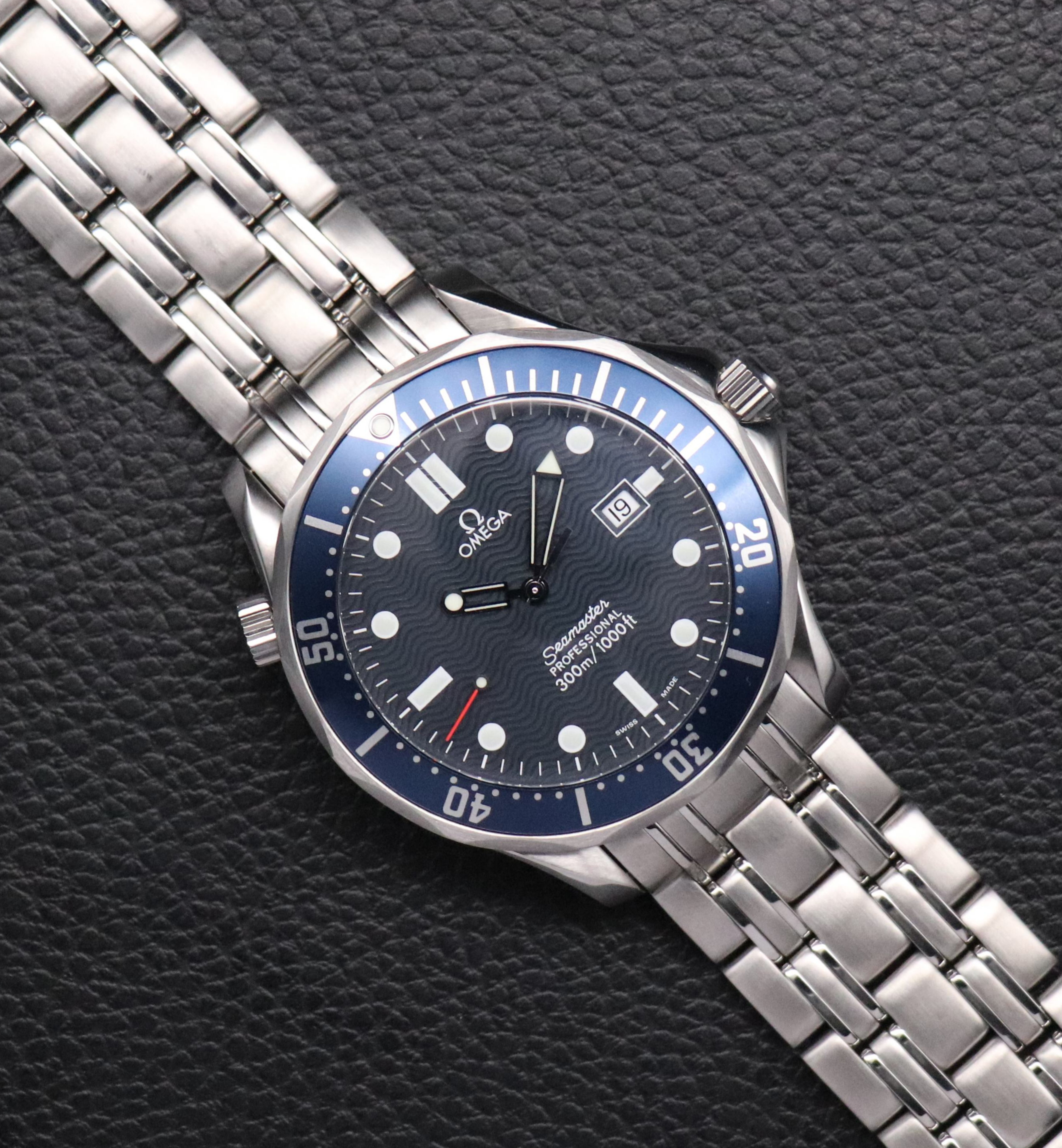 Omega Seamaster James Bond 2541.80 Blue 1998