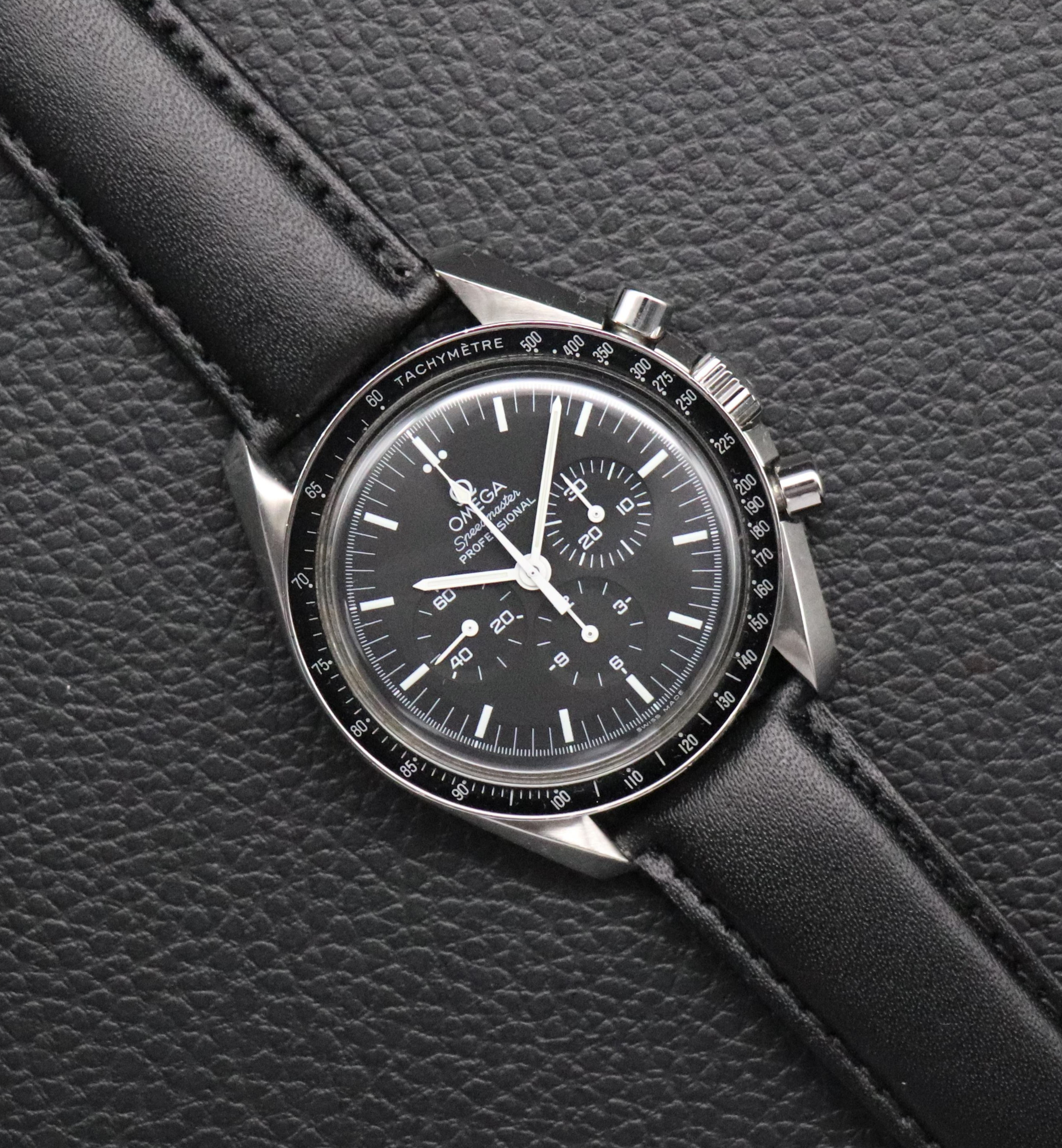 Omega Speedmaster Moonwatch 3570.50 Black Dial 2005