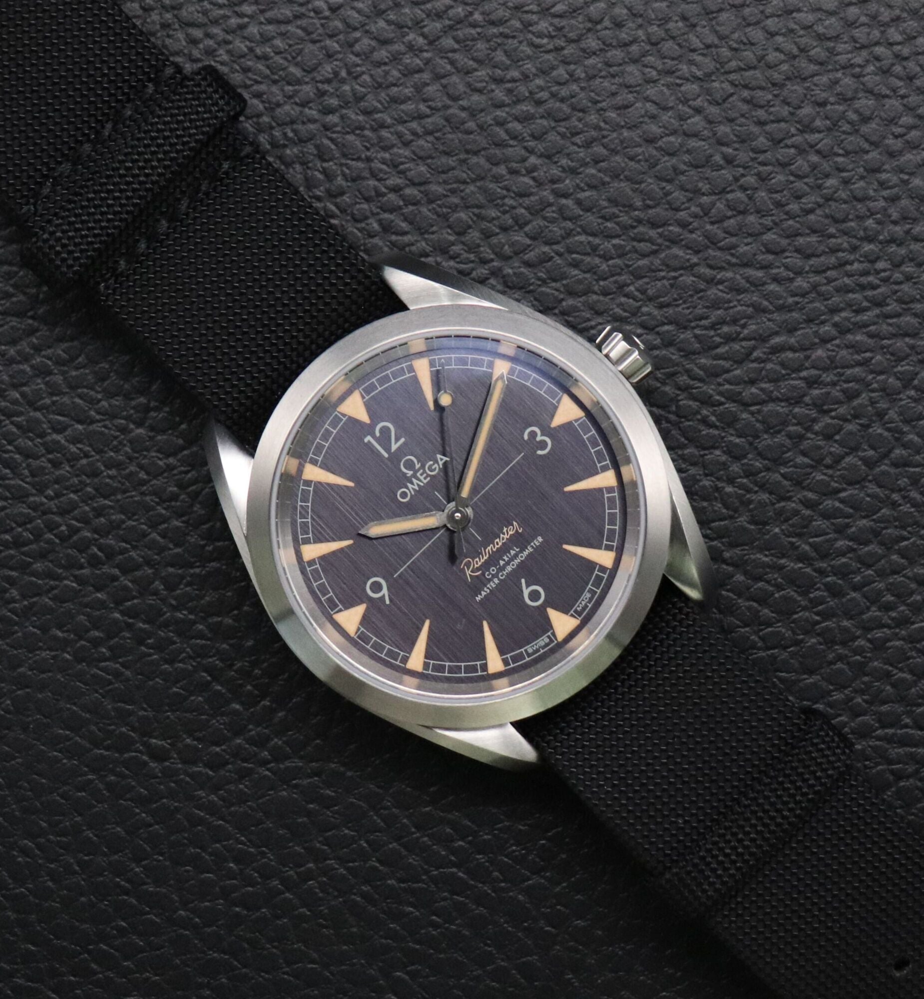Omega Seamaster Railmaster 220.12.40.20.01.001 Fullset 2018 Box+Papers