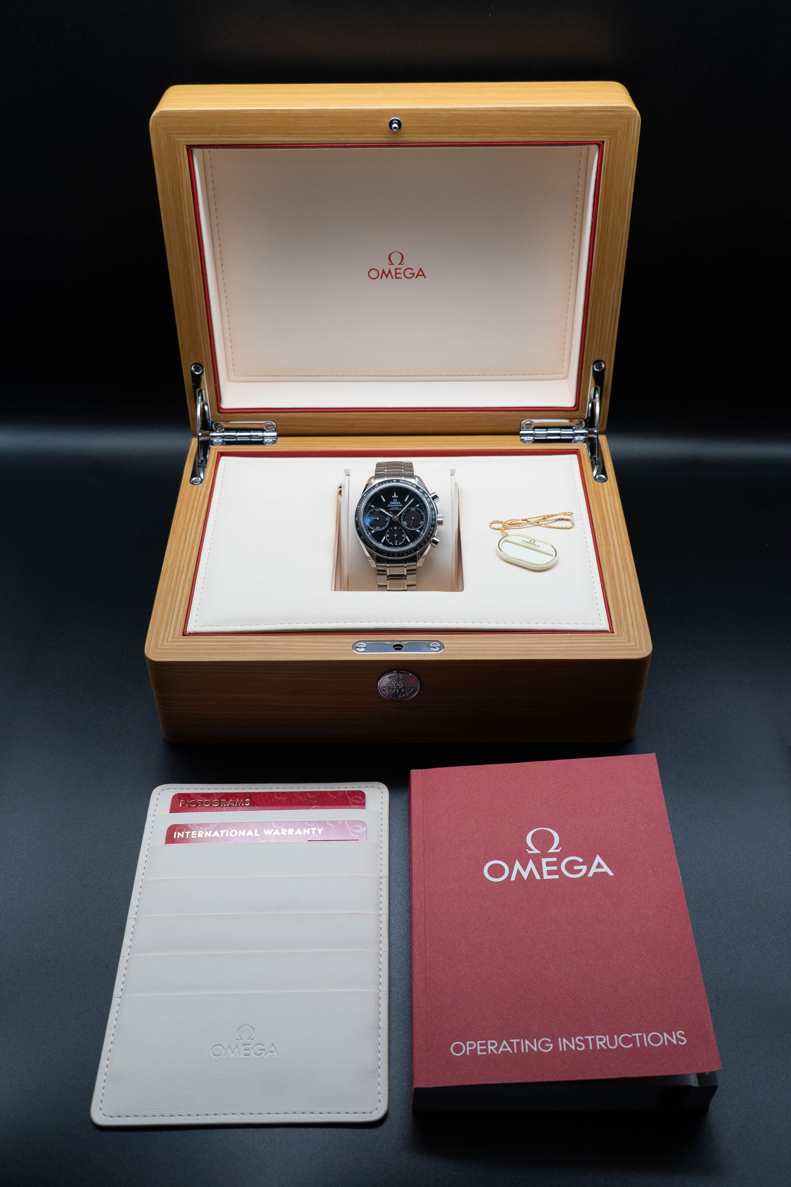 Omega Speedmaster Racing 326.30.40.50.01.001 Fullset 2025 Box+Paper