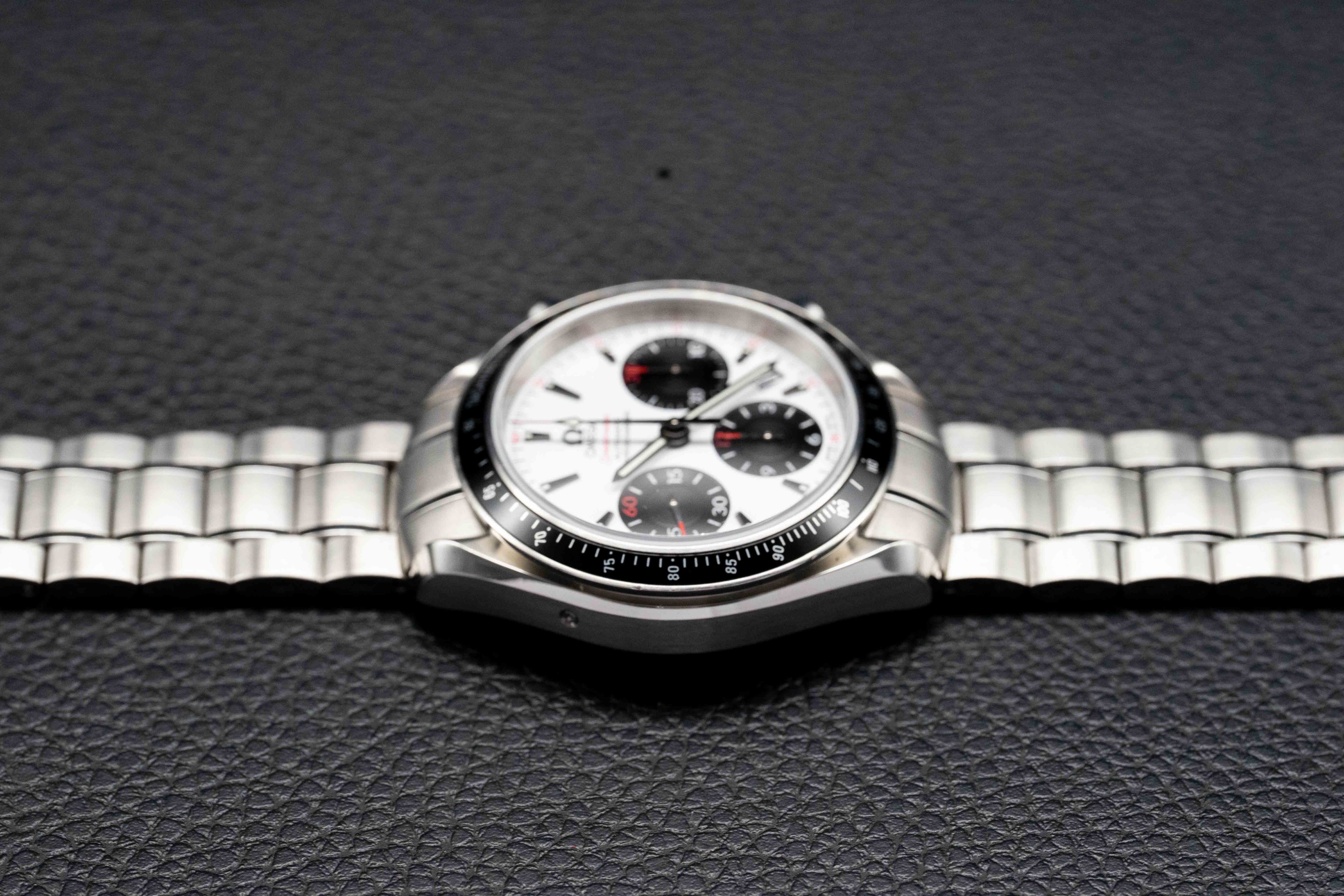 Omega Speedmaster Date 323.30.40.40.04.001 Albino Fullset 2013 Box+Paper