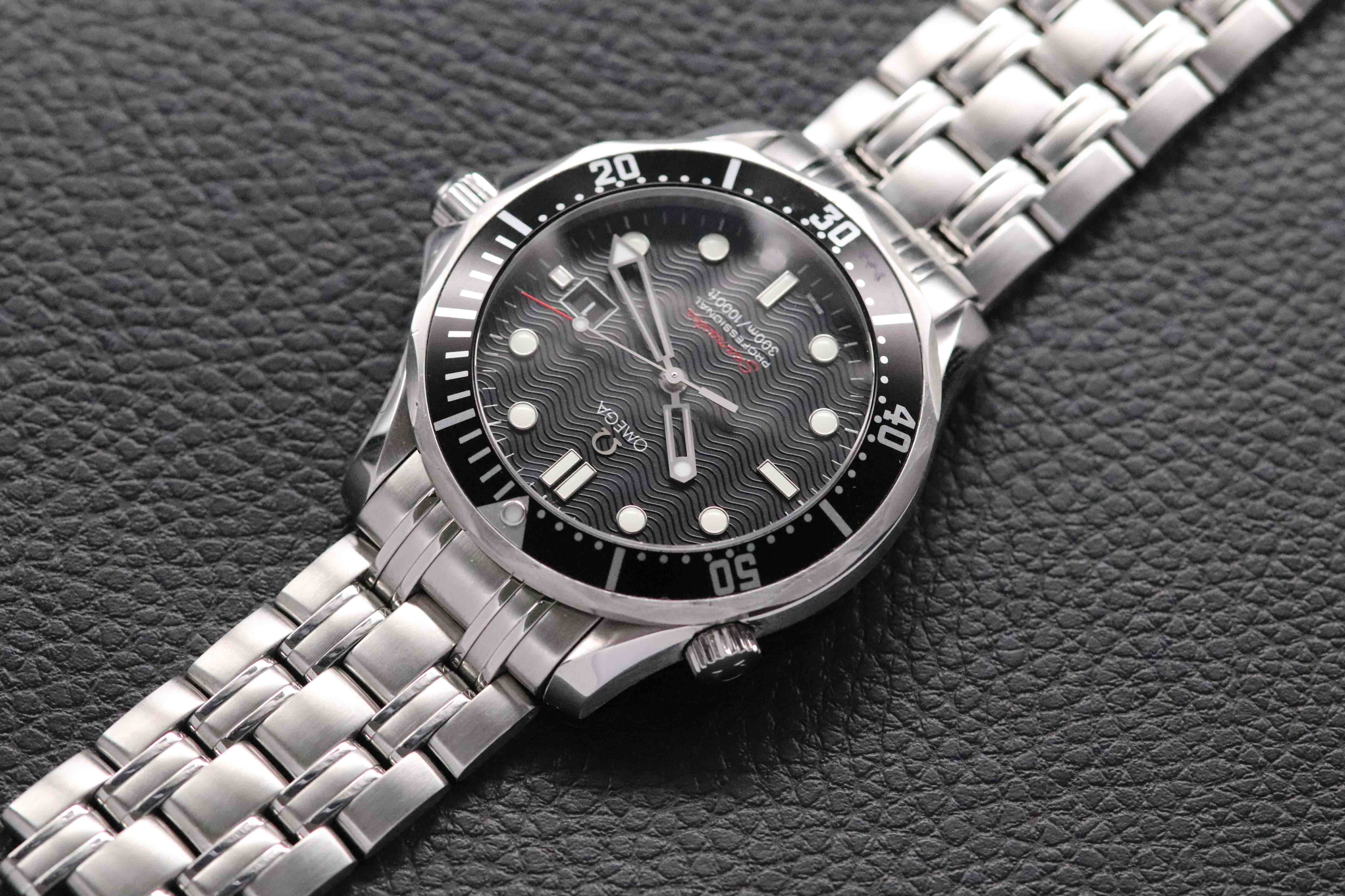 Omega Seamaster Diver 300M 212.30.41.61.01.001 Black Dial 2016