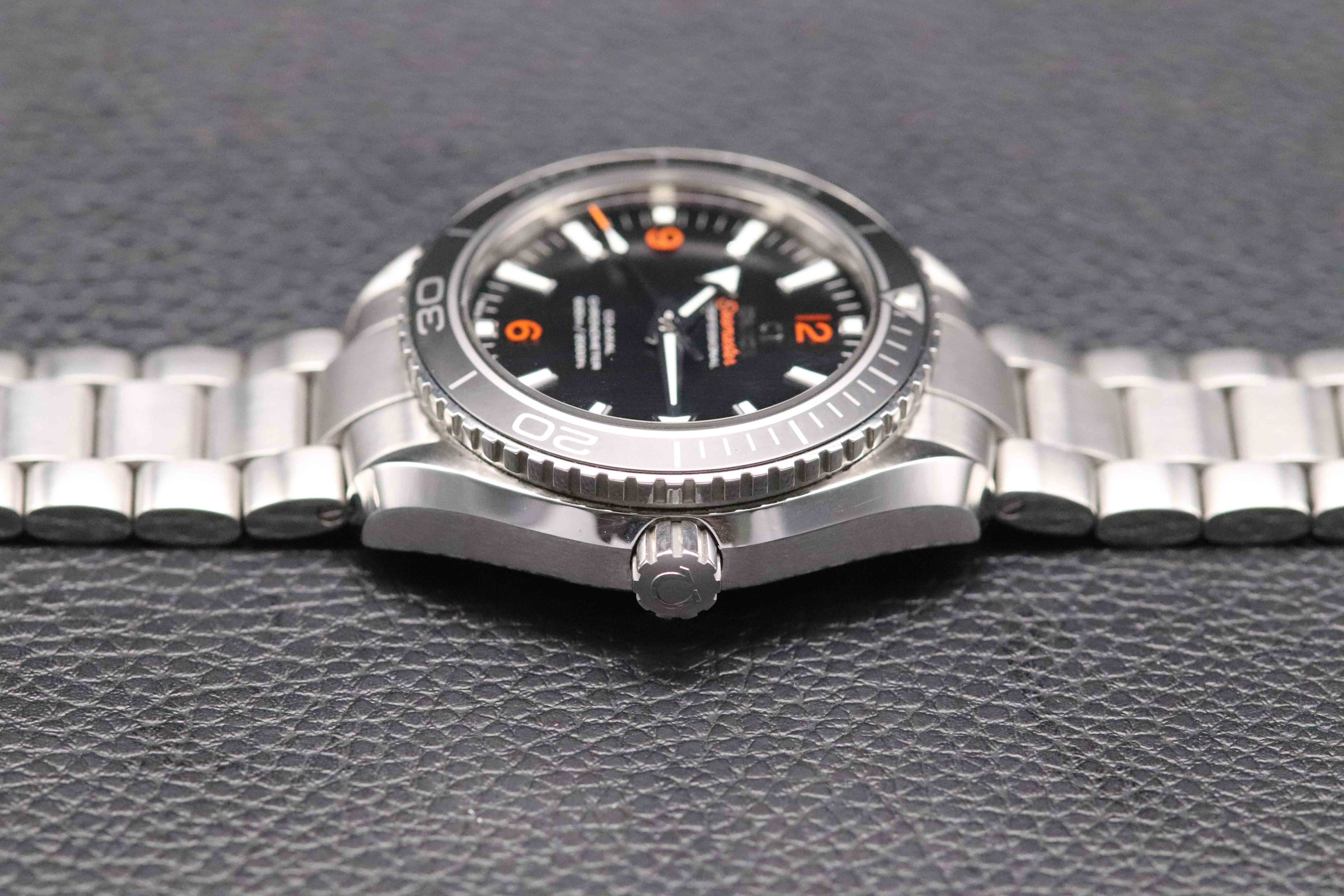 Omega Seamaster Planet Ocean 232.30.42.21.01.003 Papers 2014