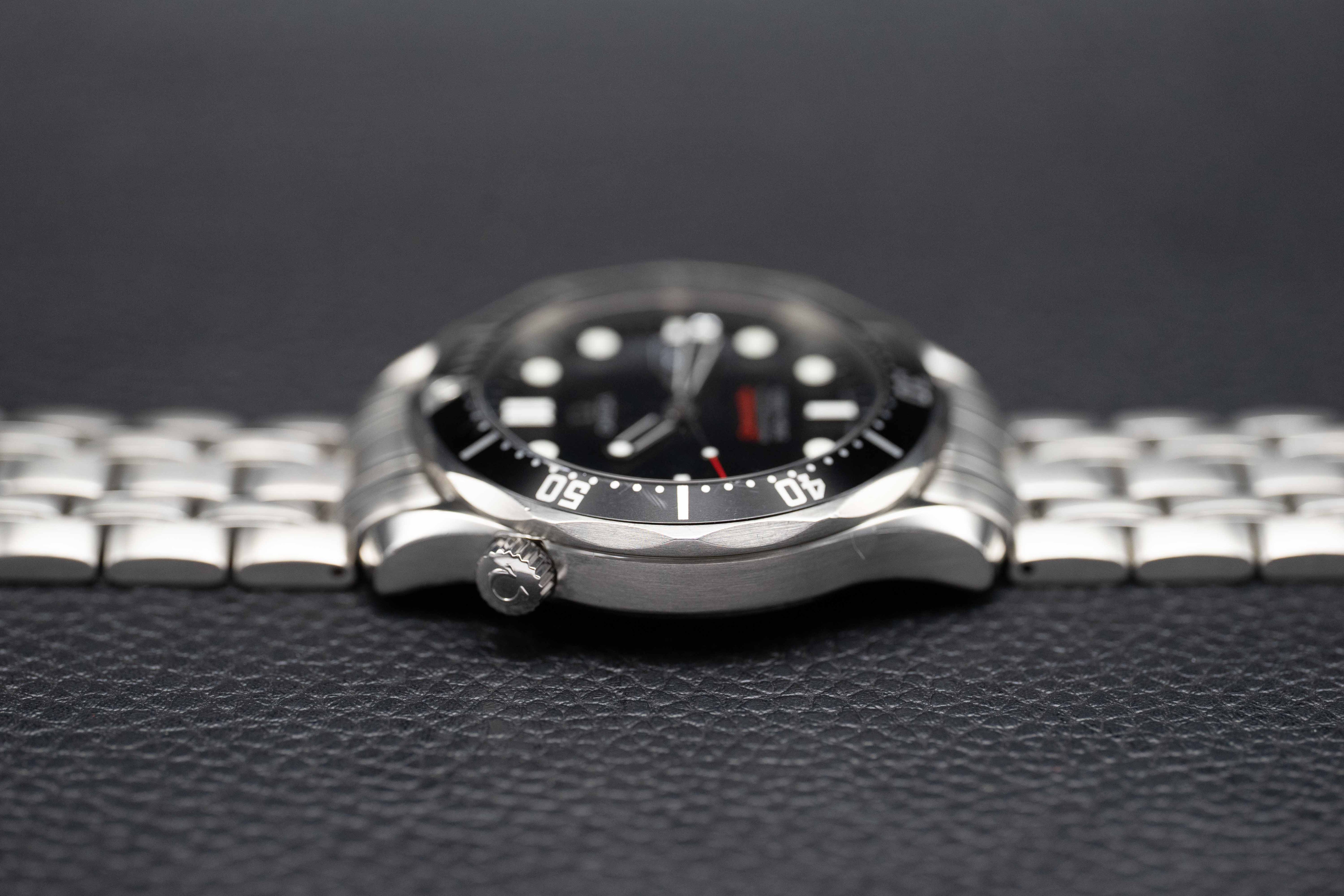 Omega Seamaster Diver 300M 212.30.41.61.01.001 Black Dial 2015