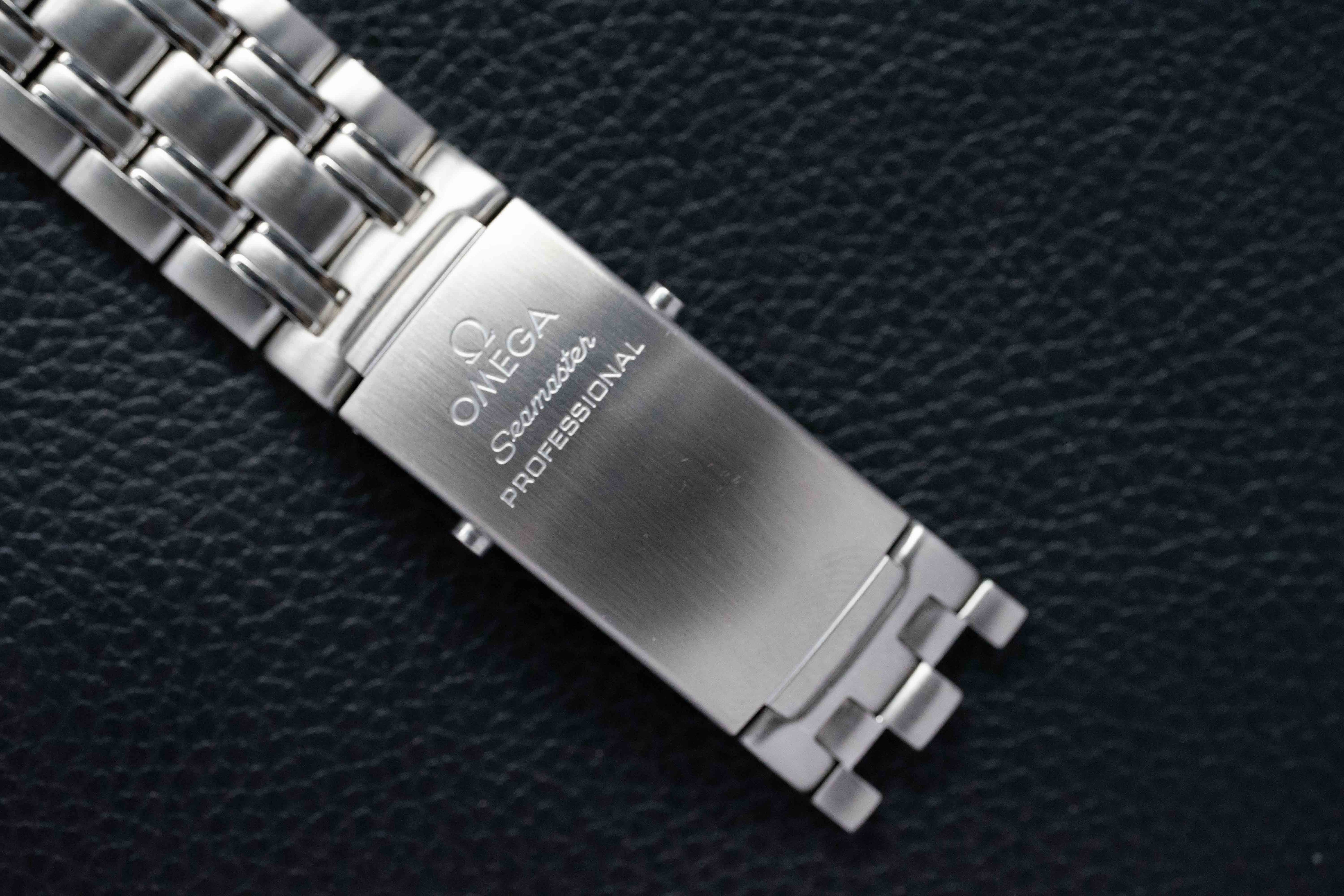 Omega Seamaster Diver 300M 212.30.41.61.01.001 Black Dial 2015