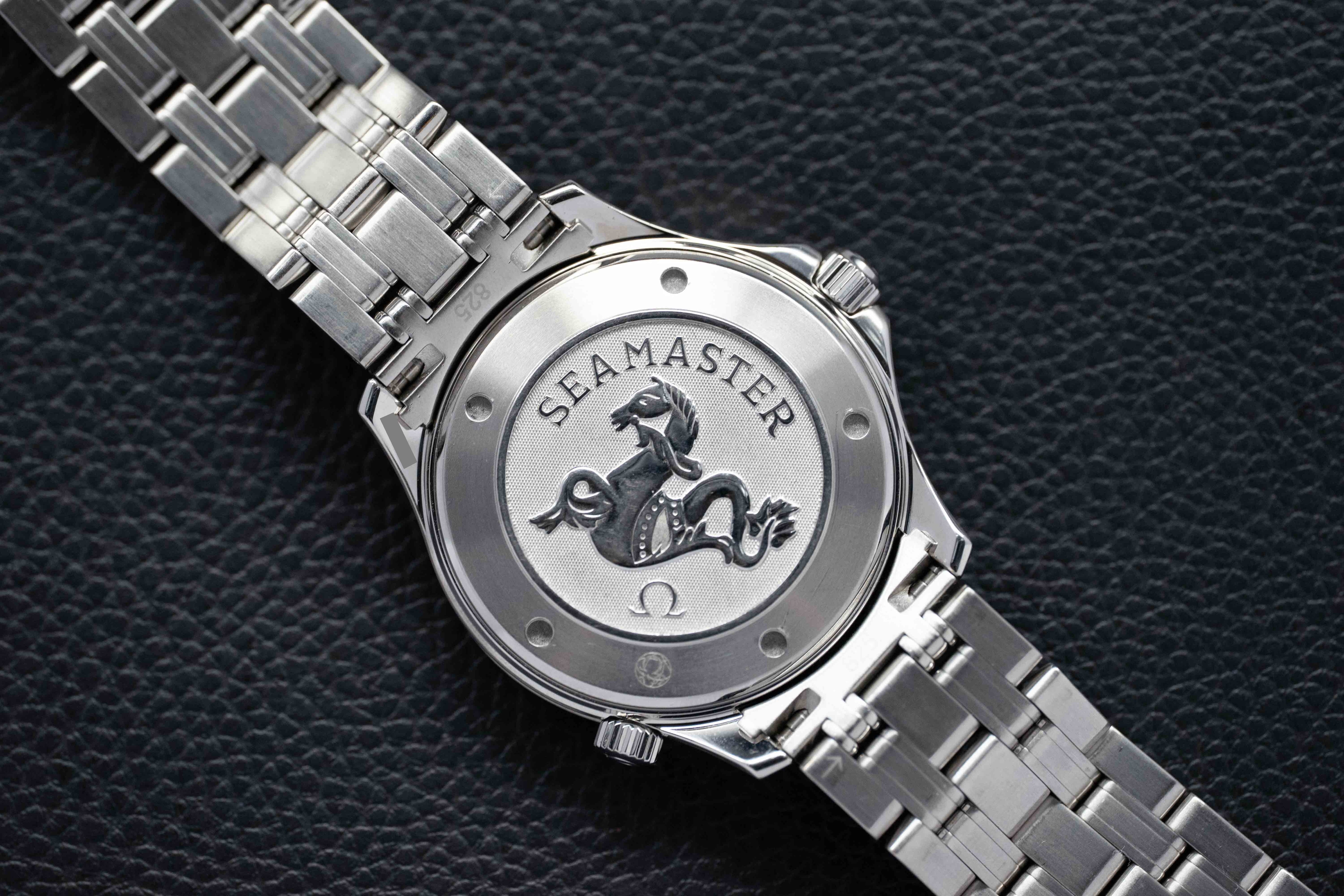 Omega Seamaster Diver 300M 212.30.41.61.01.001 Black Dial 2015