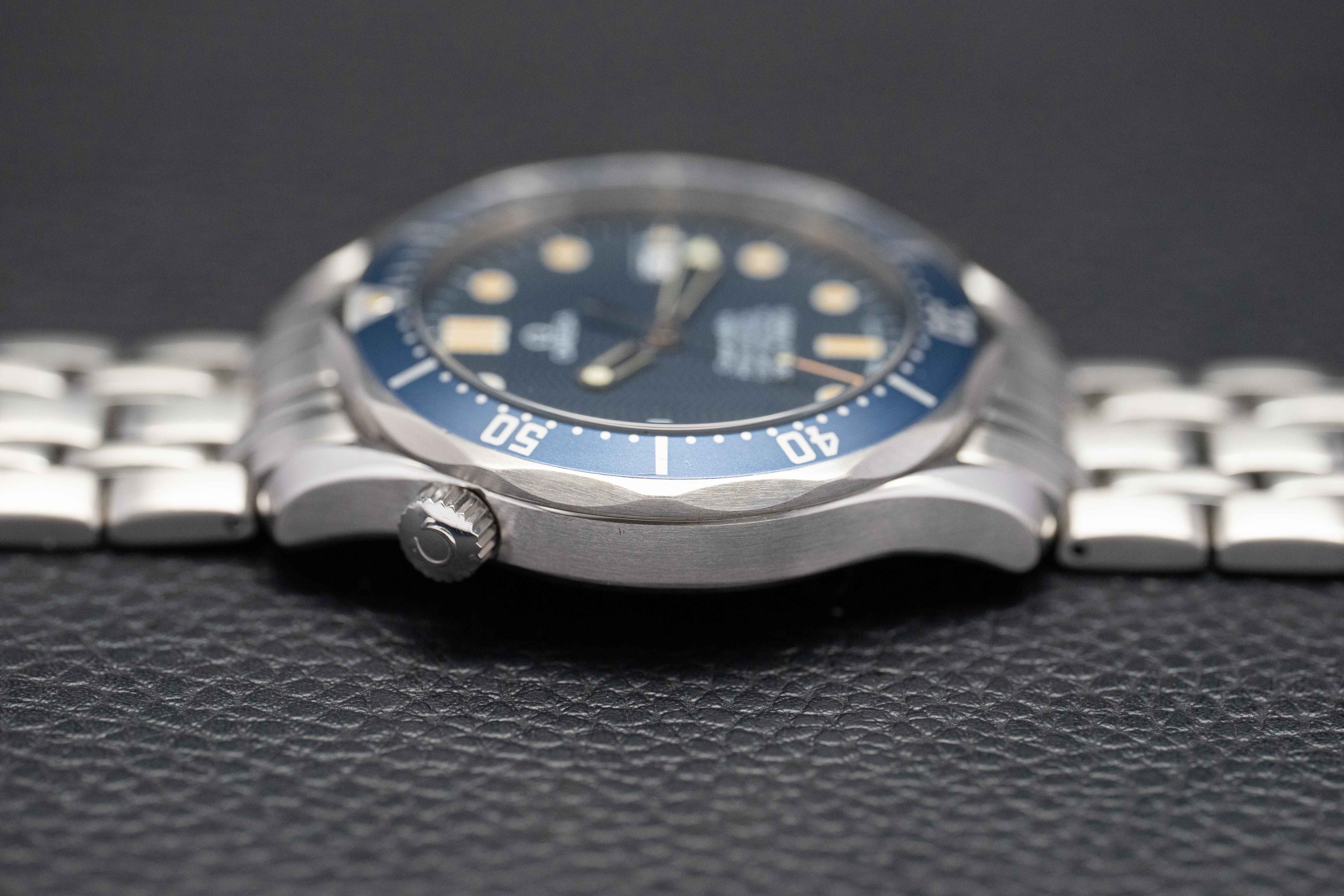 Omega Seamaster James Bond 2531.80 Blue 1999