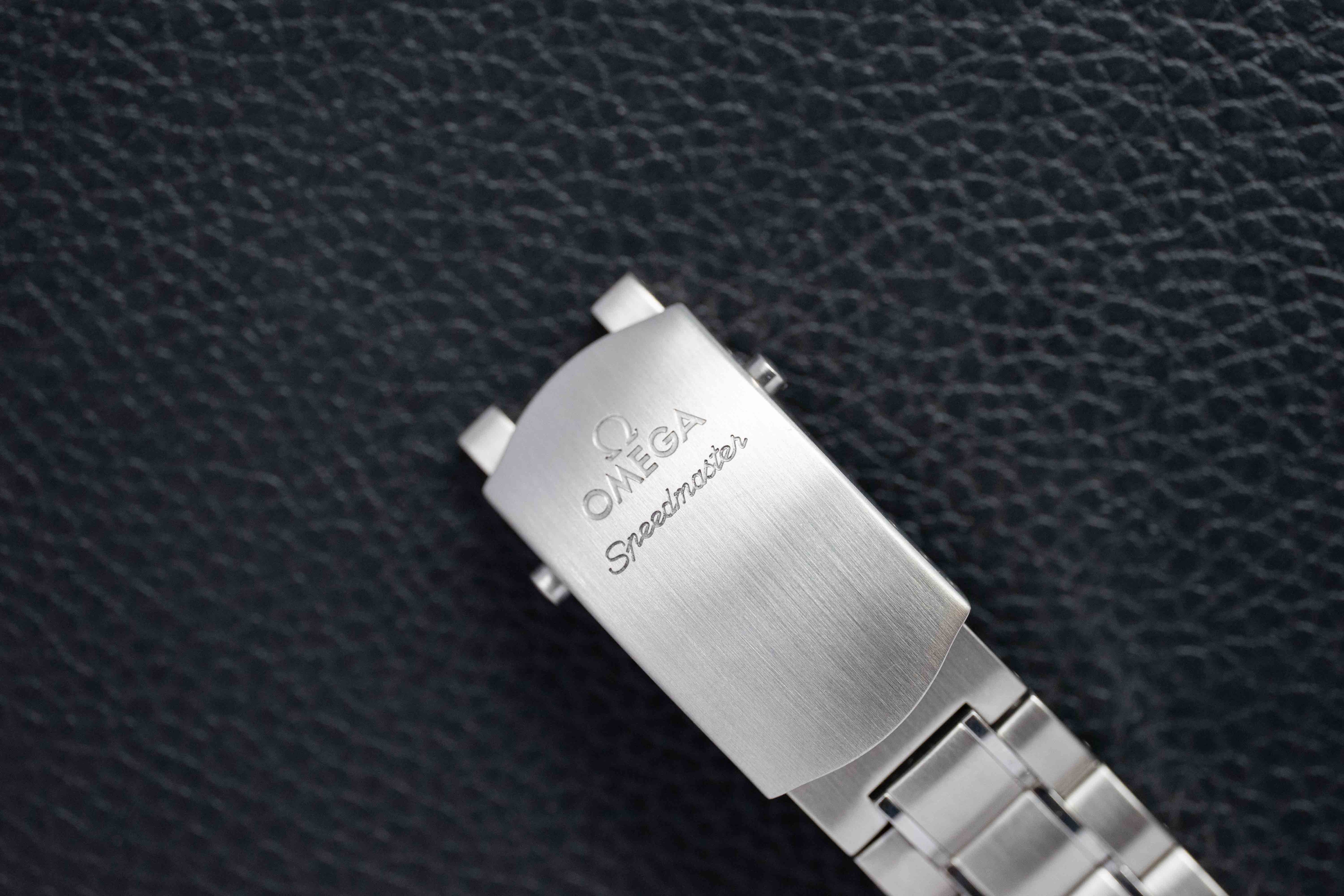 Omega Speedmaster Date 3210.50 Papers 2013