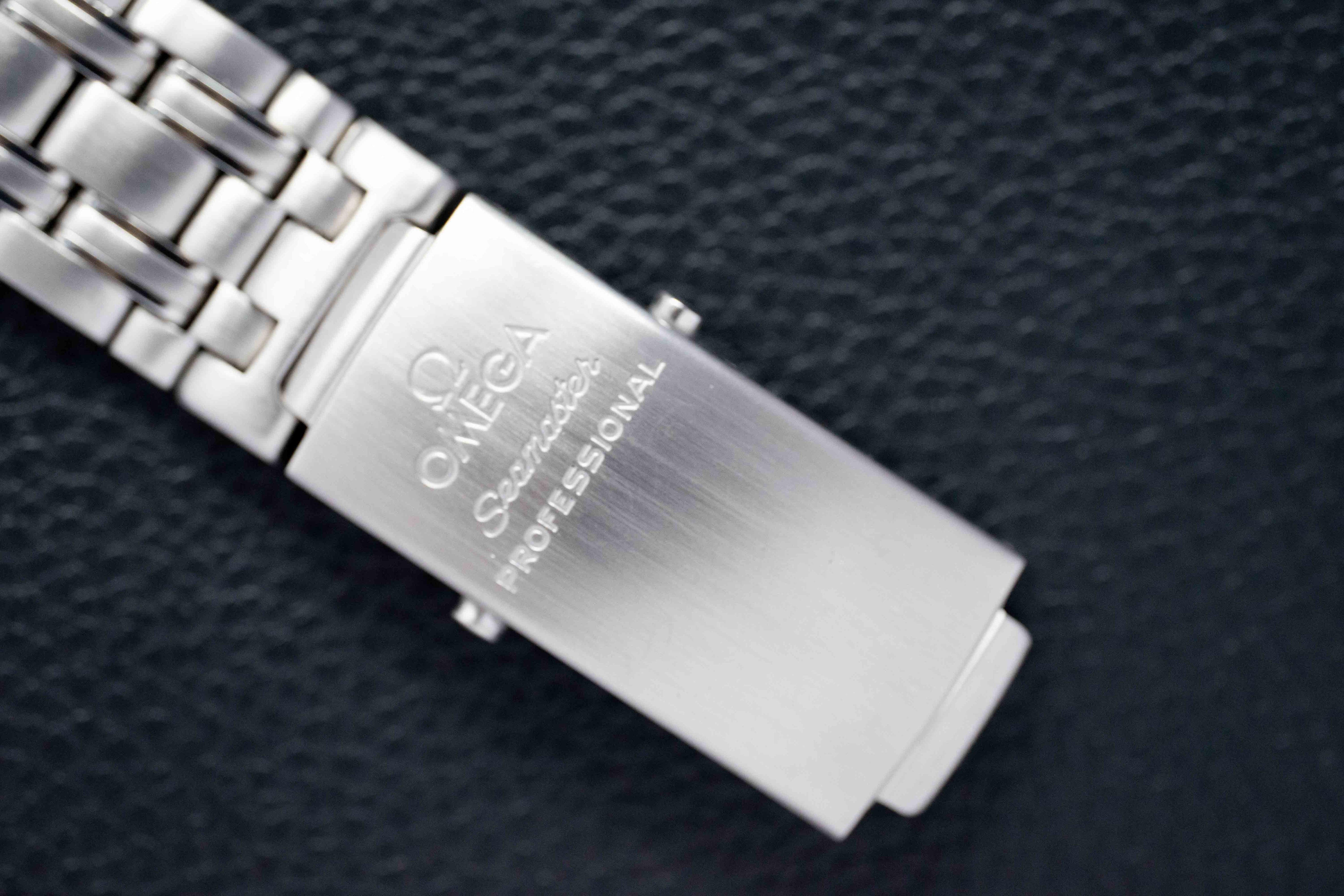 Omega Seamaster Diver 2222.80 Blue Dial 2008