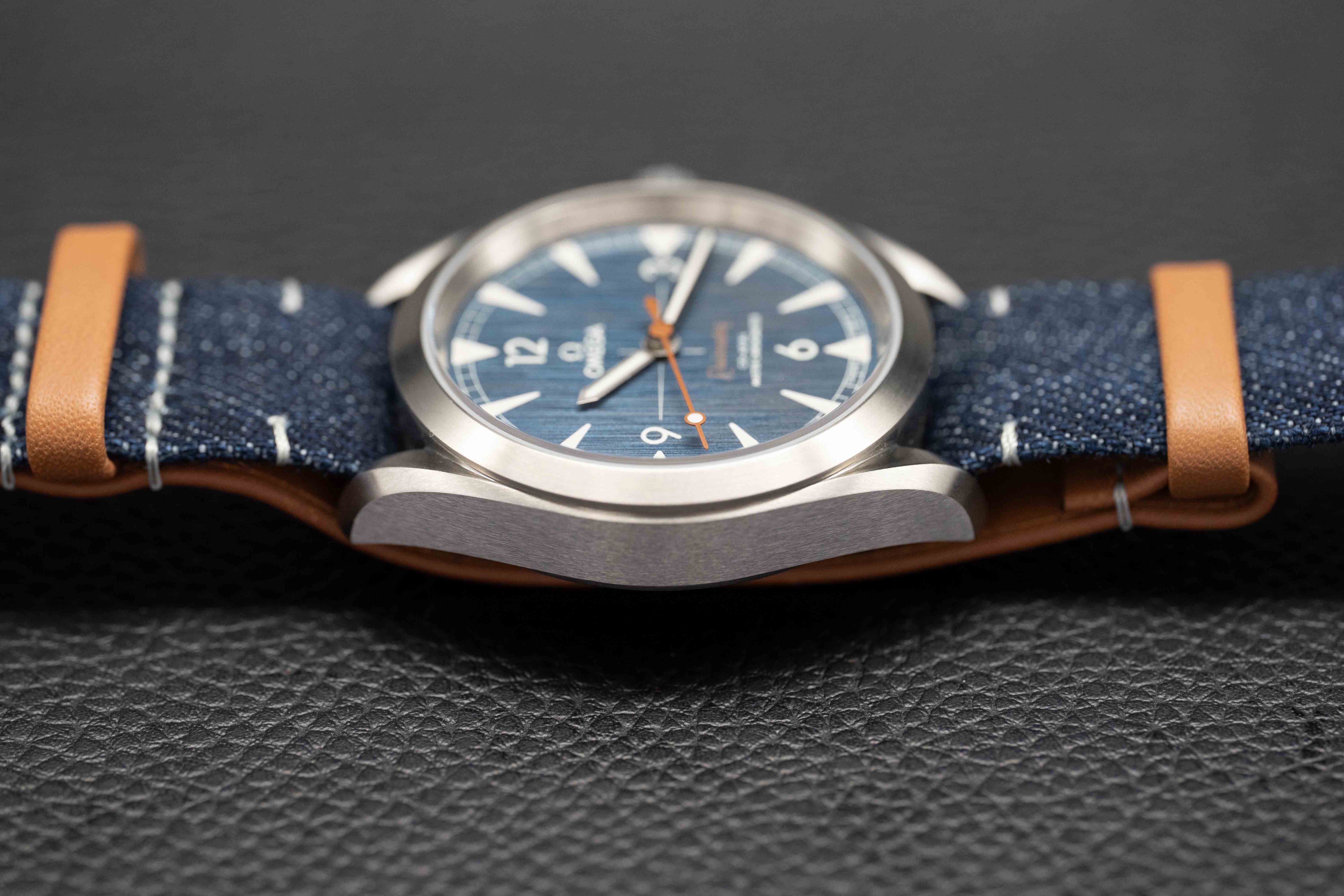 Omega Seamaster Railmaster 220.12.40.20.03.001 Fullset 2024 Box+Papers