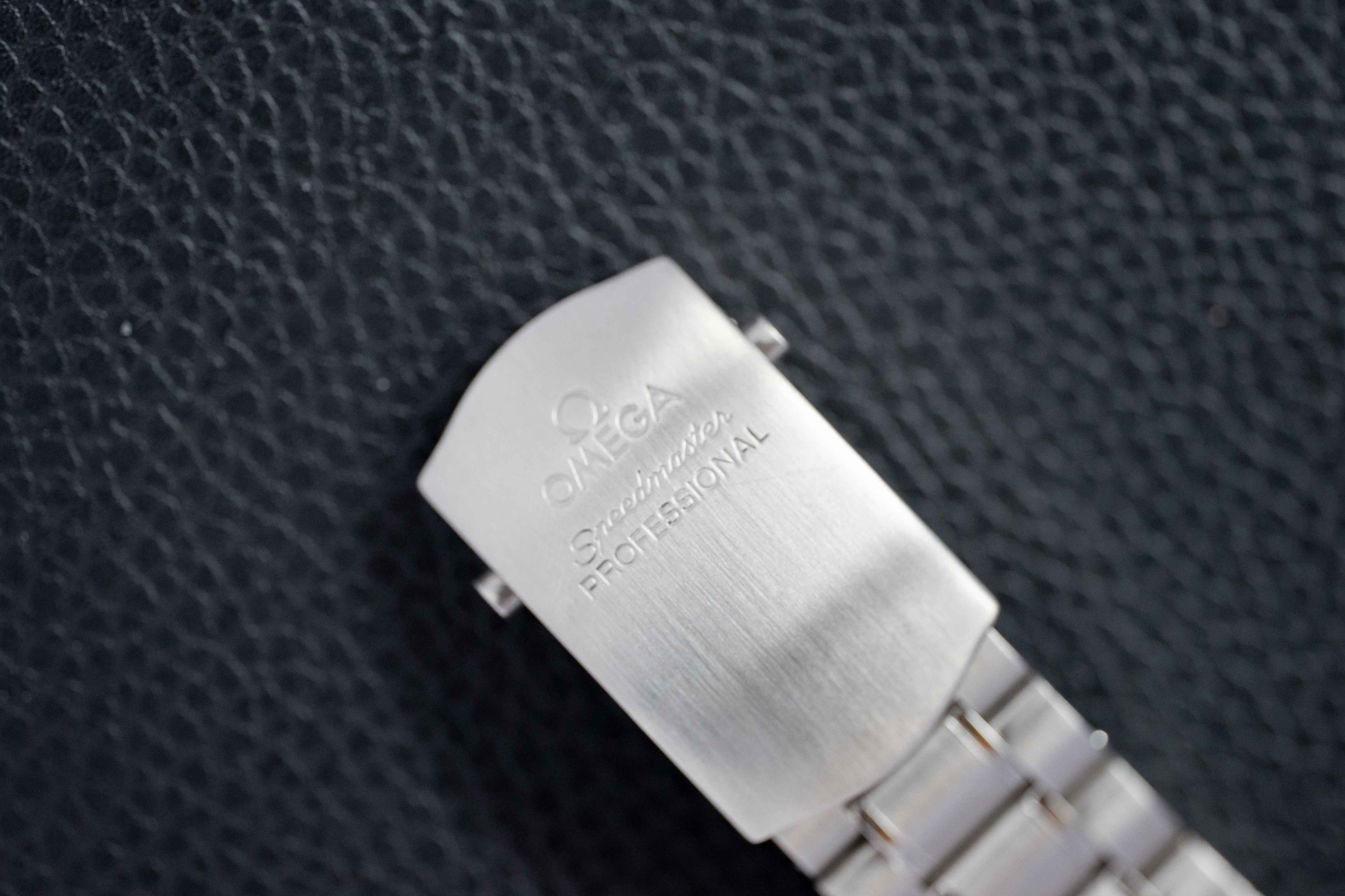 Omega Speedmaster Professional 3574.51 Apollo XVIl Last Man on the Moon Fullset 2003 Box+Papers