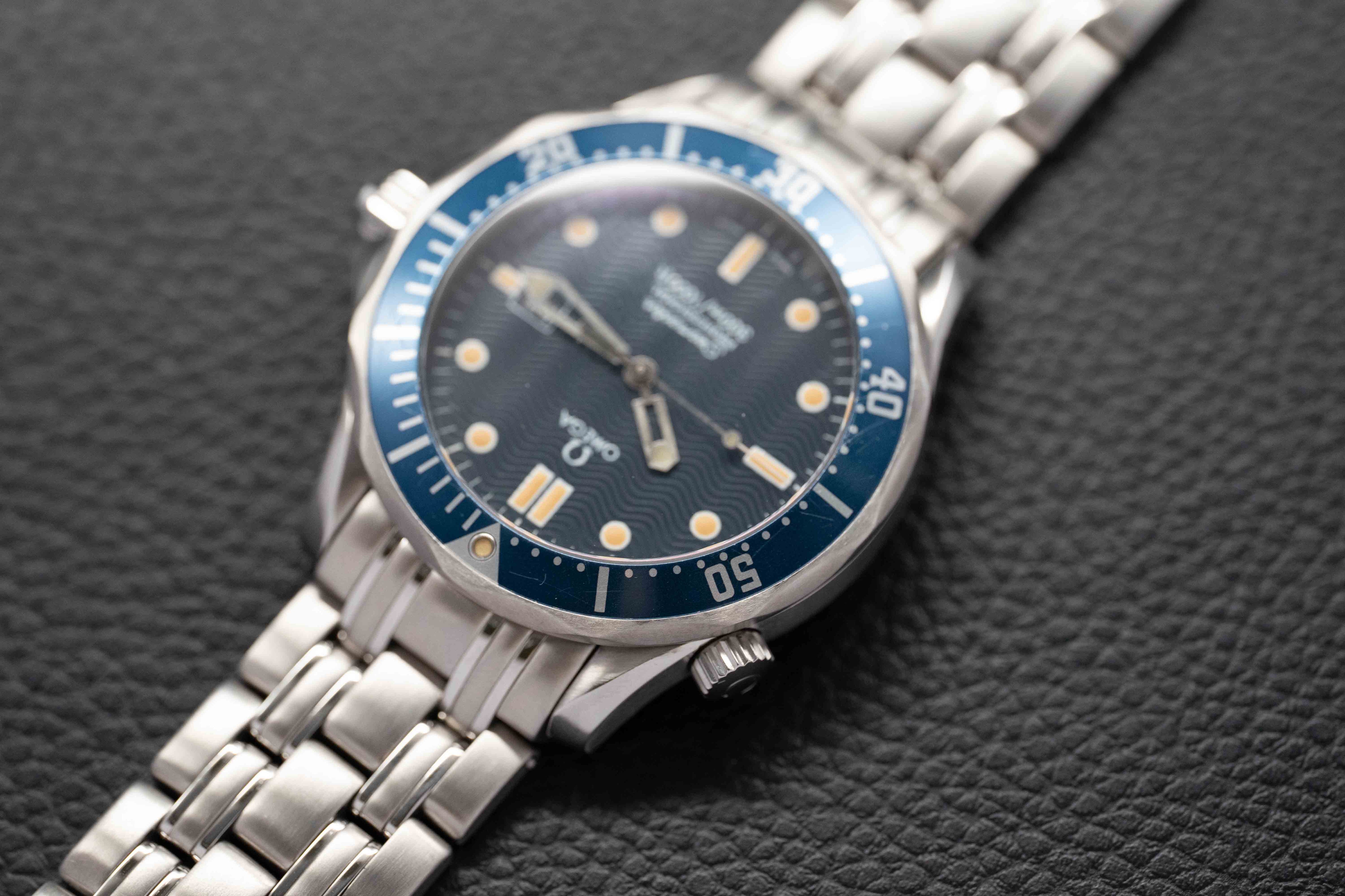 Omega Seamaster James Bond 2541.80 Blue 1995