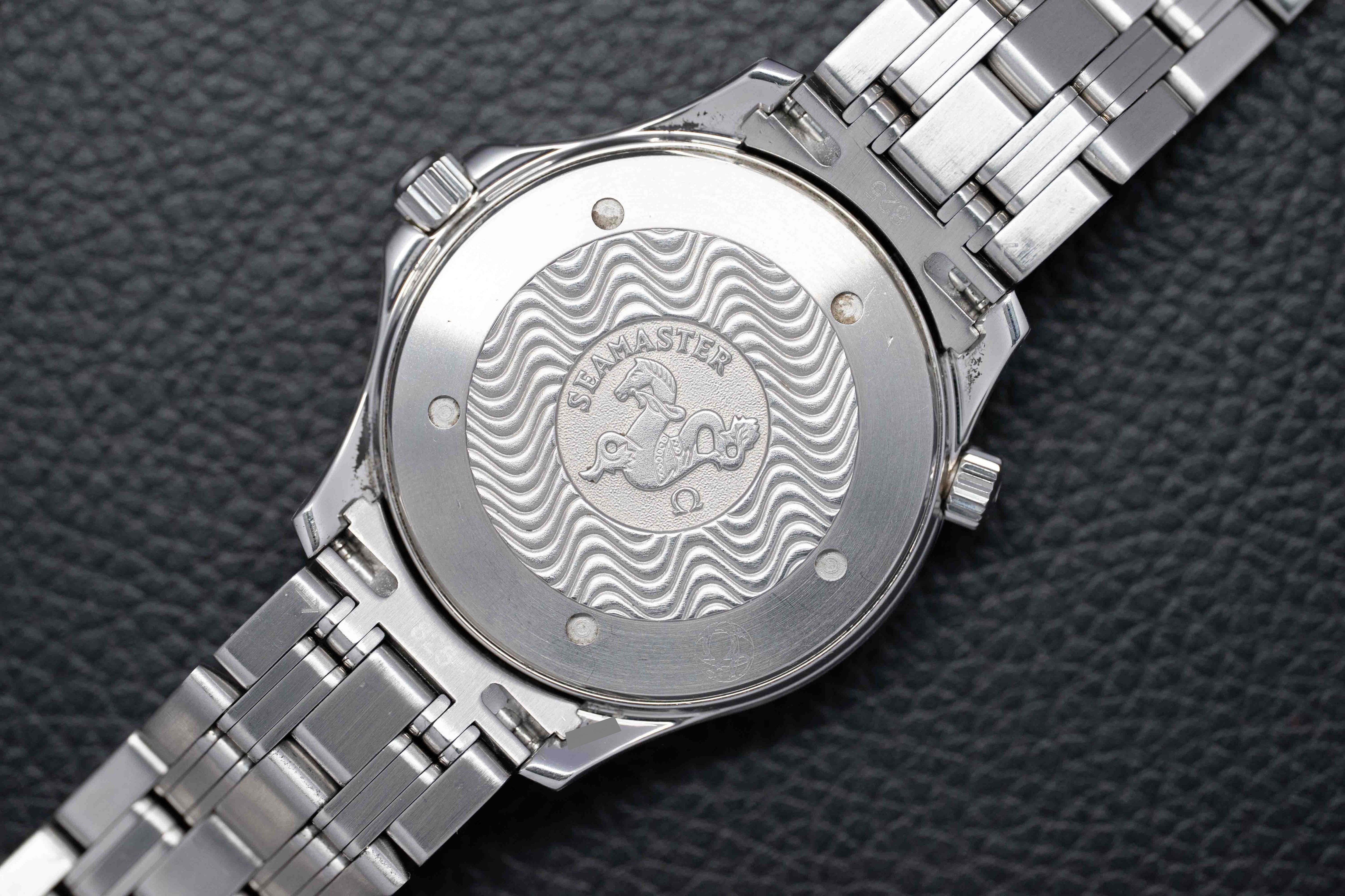 Omega Seamaster 2531.80 James Bond 2006 Papers