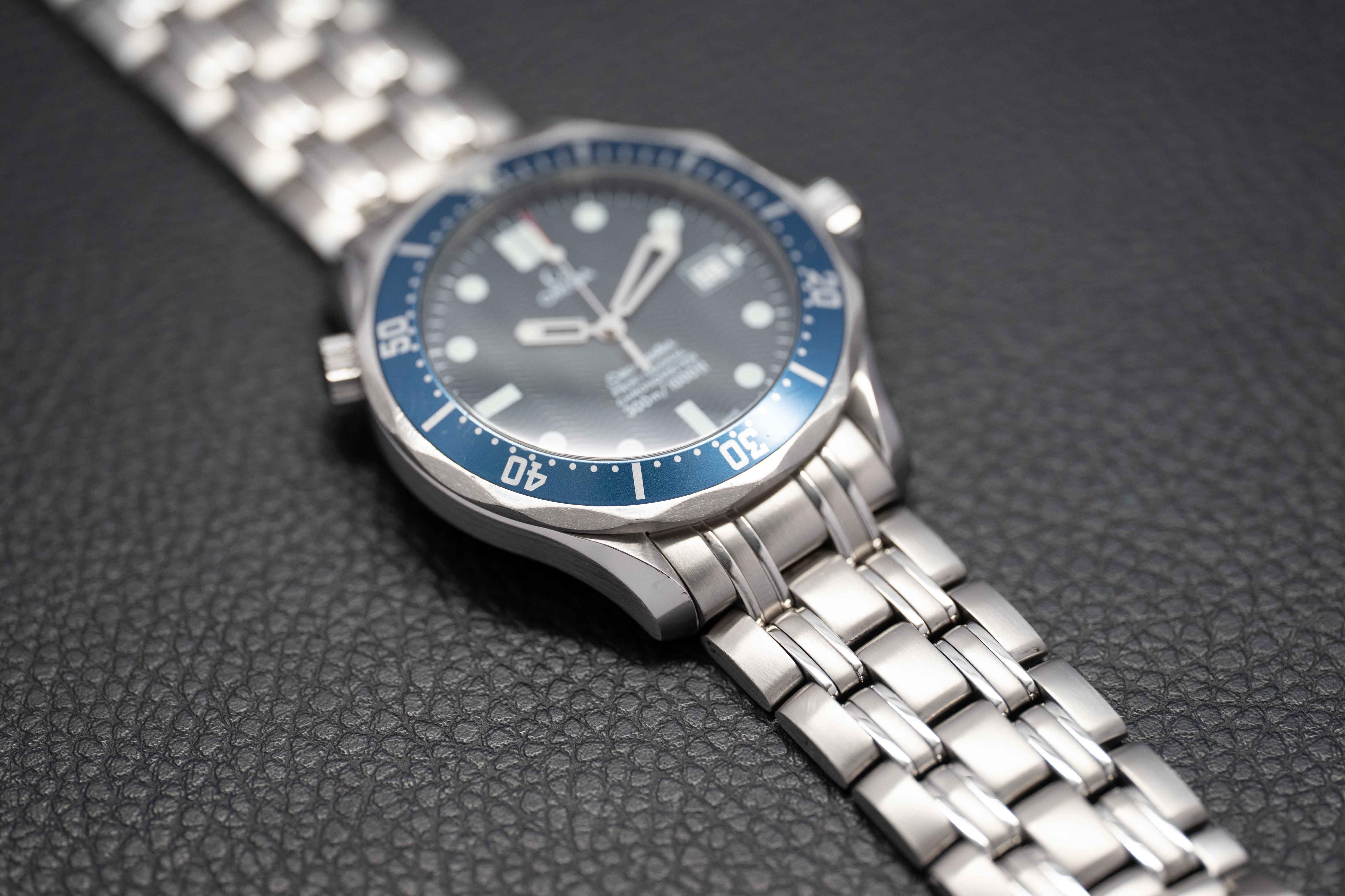 Omega Seamaster 2531.80 James Bond 2006 Papers