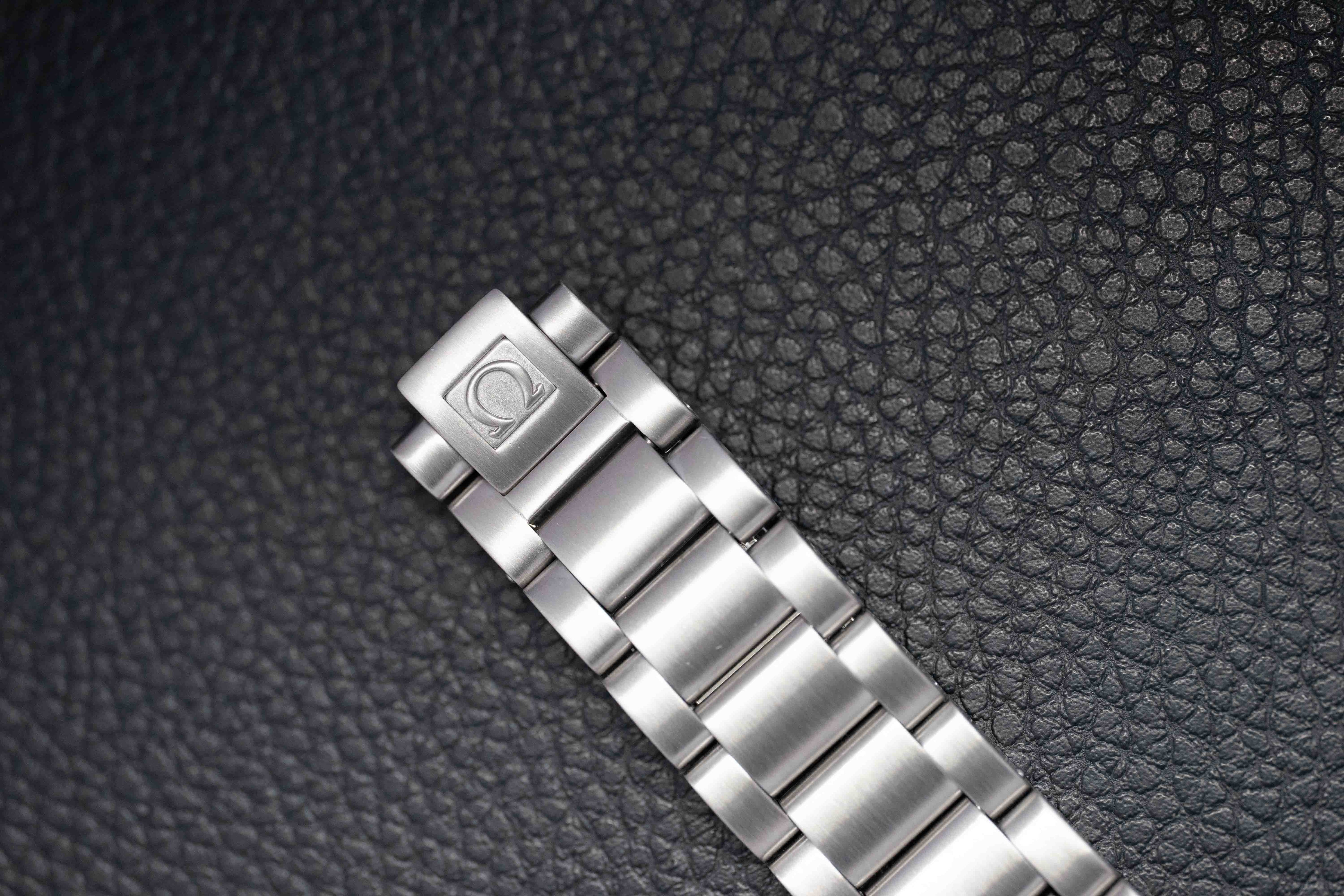 Omega Seamaster Aqua Terra 2504.50 Black Dial 2006