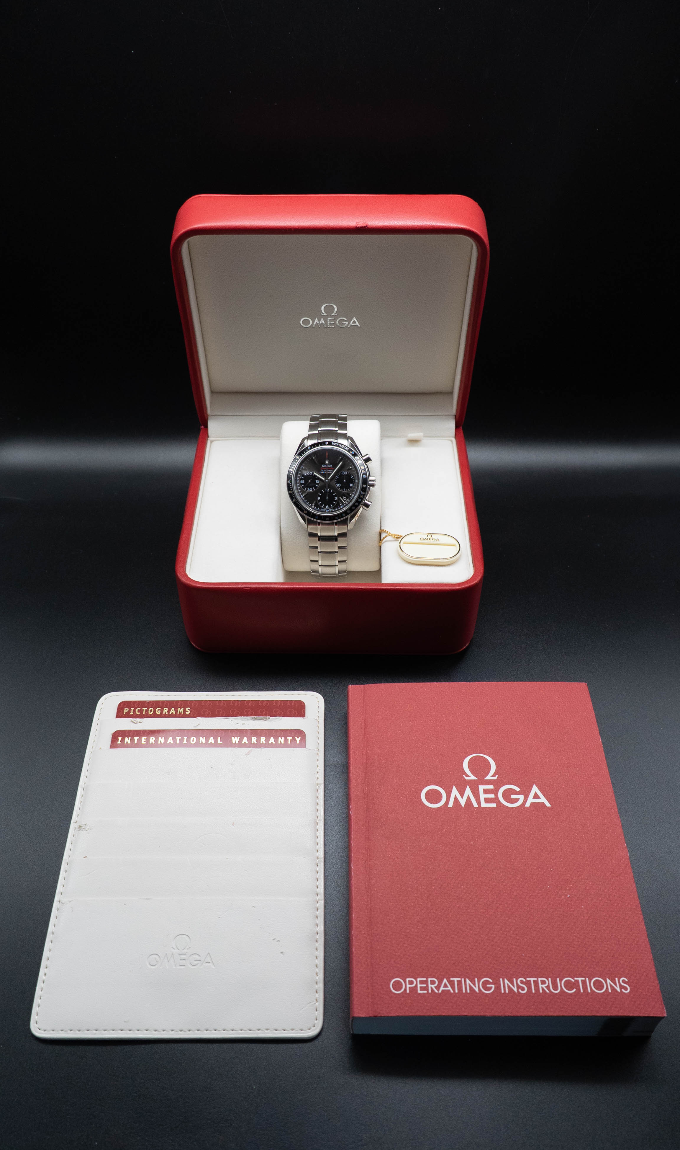 Omega Speedmaster 323.30.40.40.06.001 Fullset 2015 Box+Paper