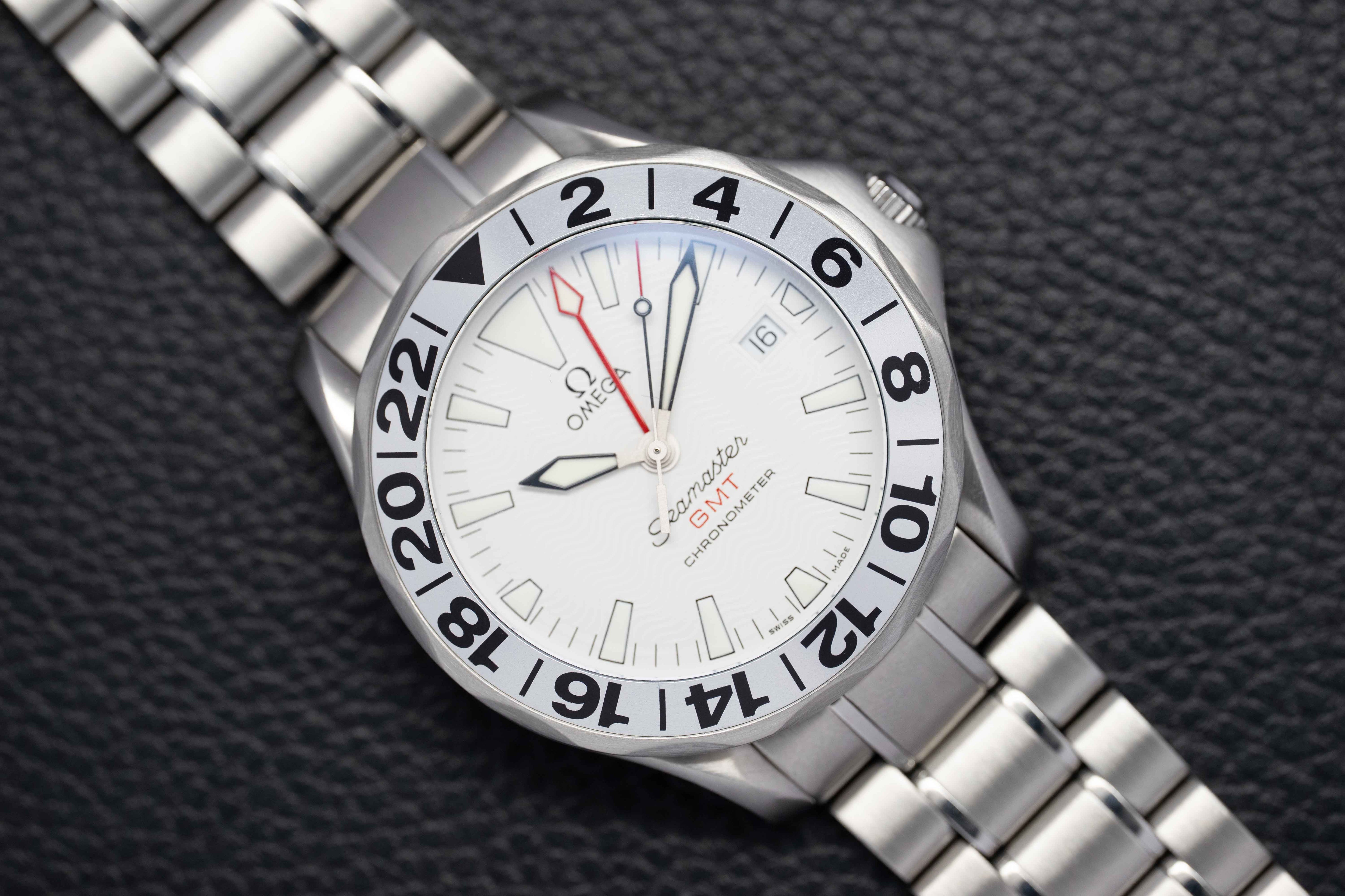 Omega Seamaster GMT 2538.20 White Dial Fullset 2015 Box+Papers Albino