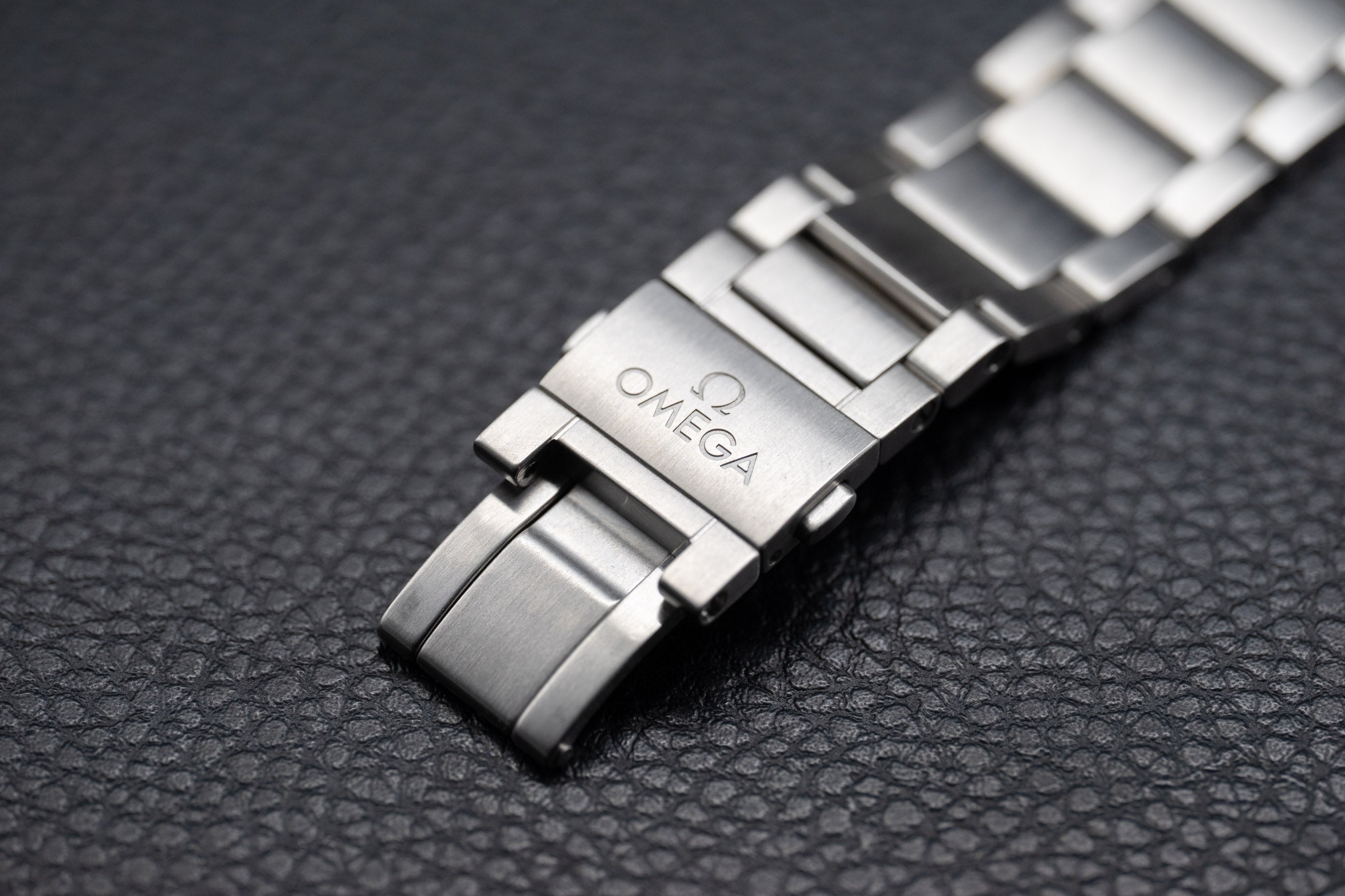 Omega Seamaster Railmaster 220.10.40.20.03.001 Fullset 2024 Box+Papers