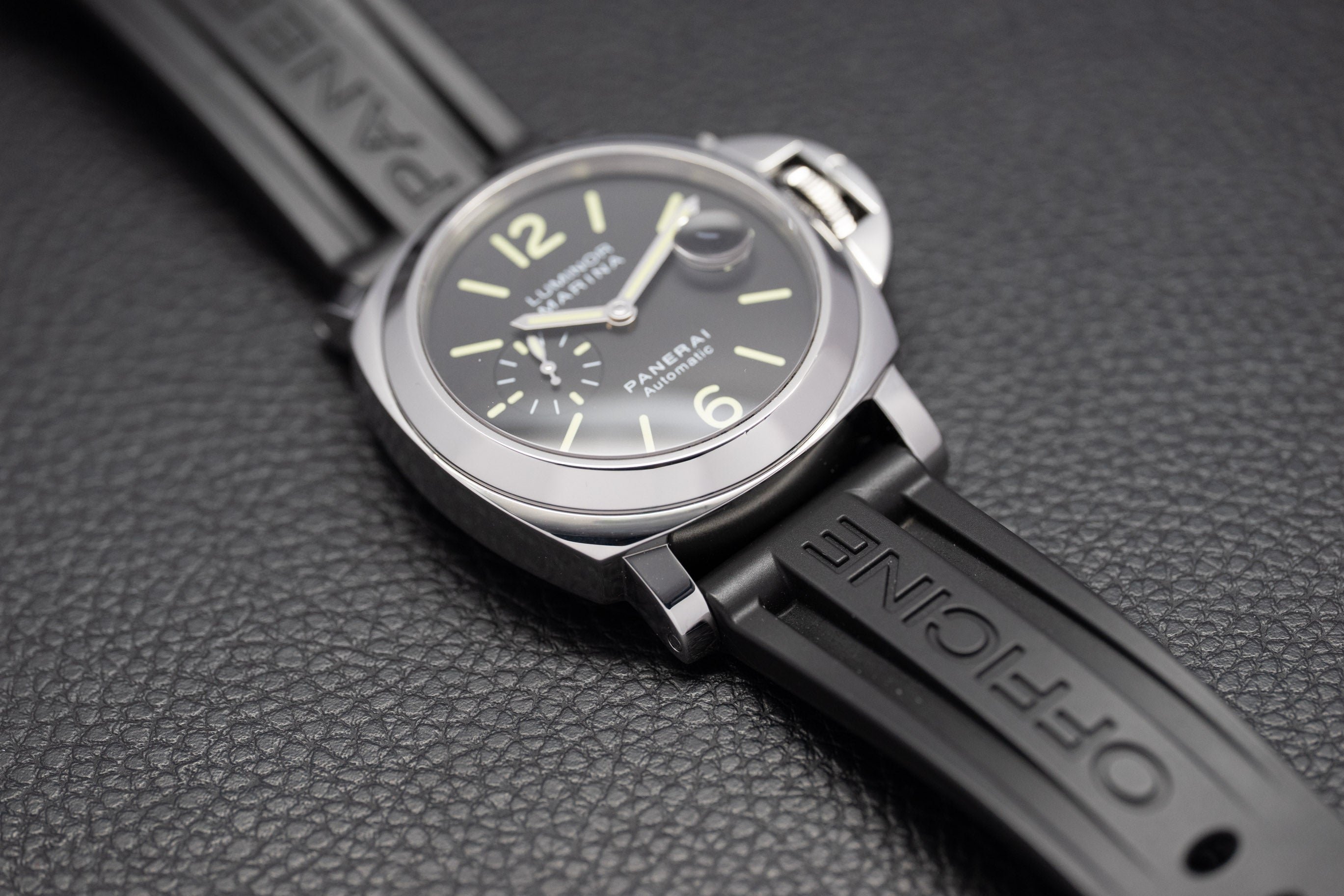 Panerai Luminor Base PAM00104 Fullset 2016 Box+Papers
