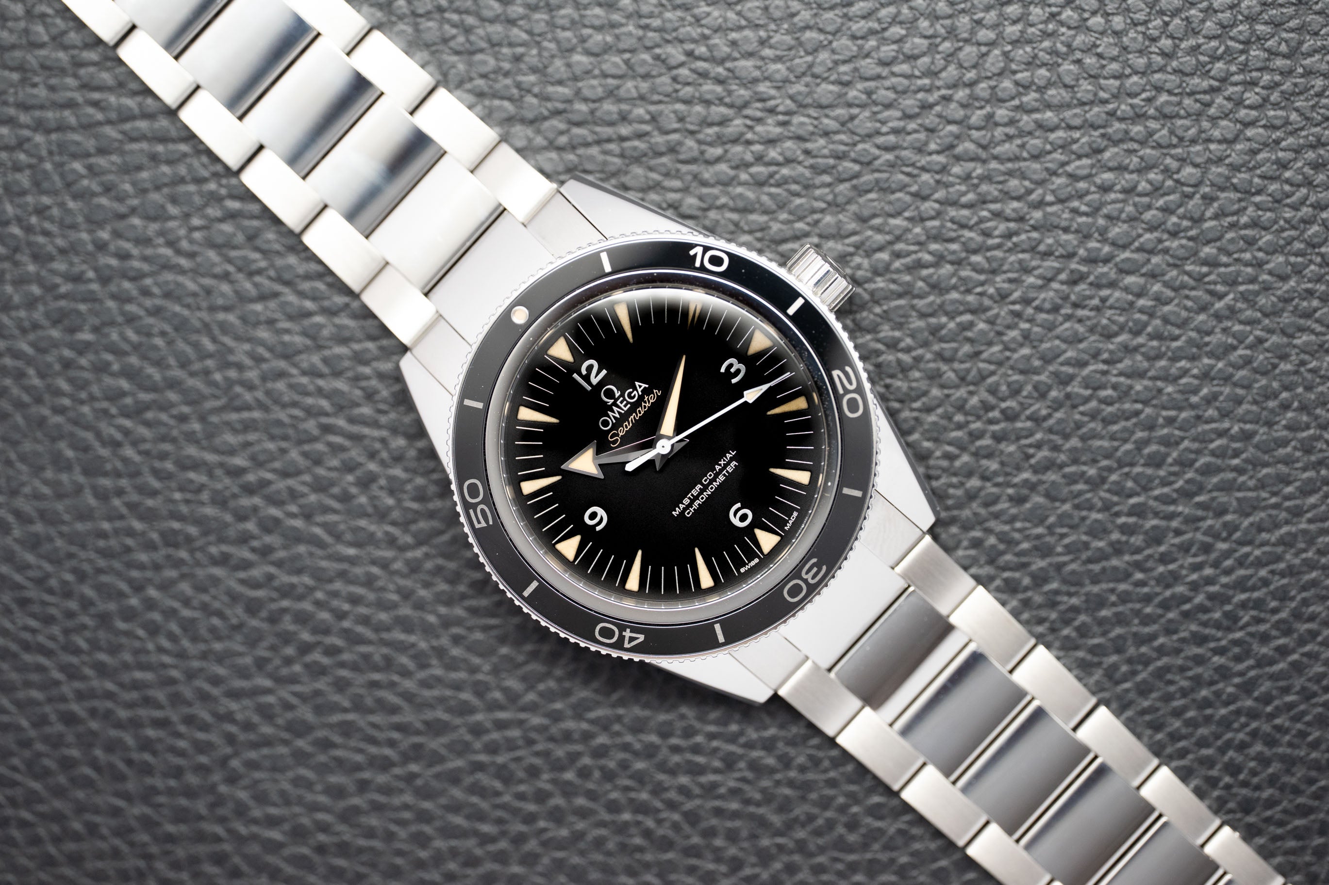 Omega Seamaster 300 233.30.41.21.01.001 Fullset 2019 Box+Papers