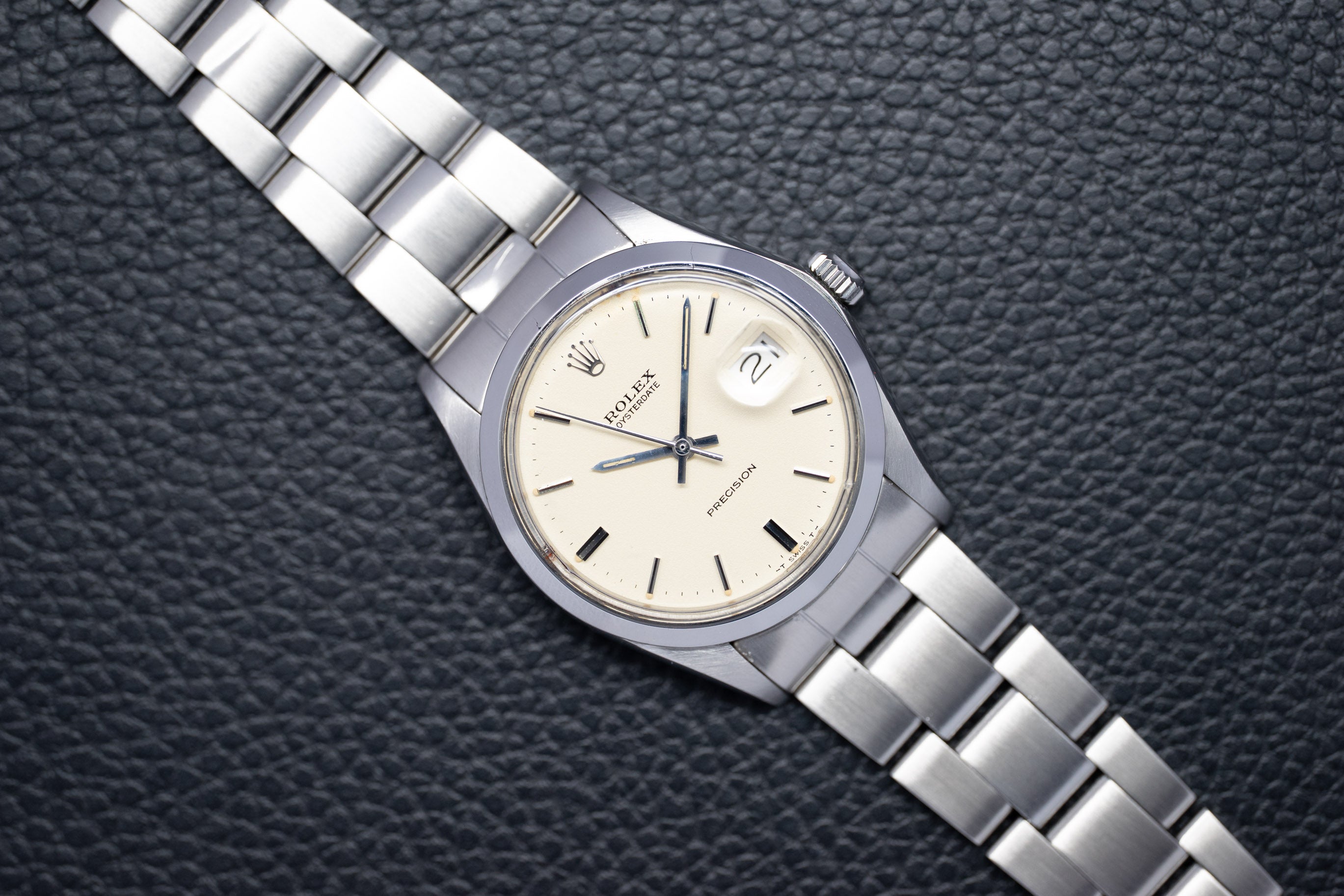 Rolex Oysterdate 6694 Silver Dial 1970