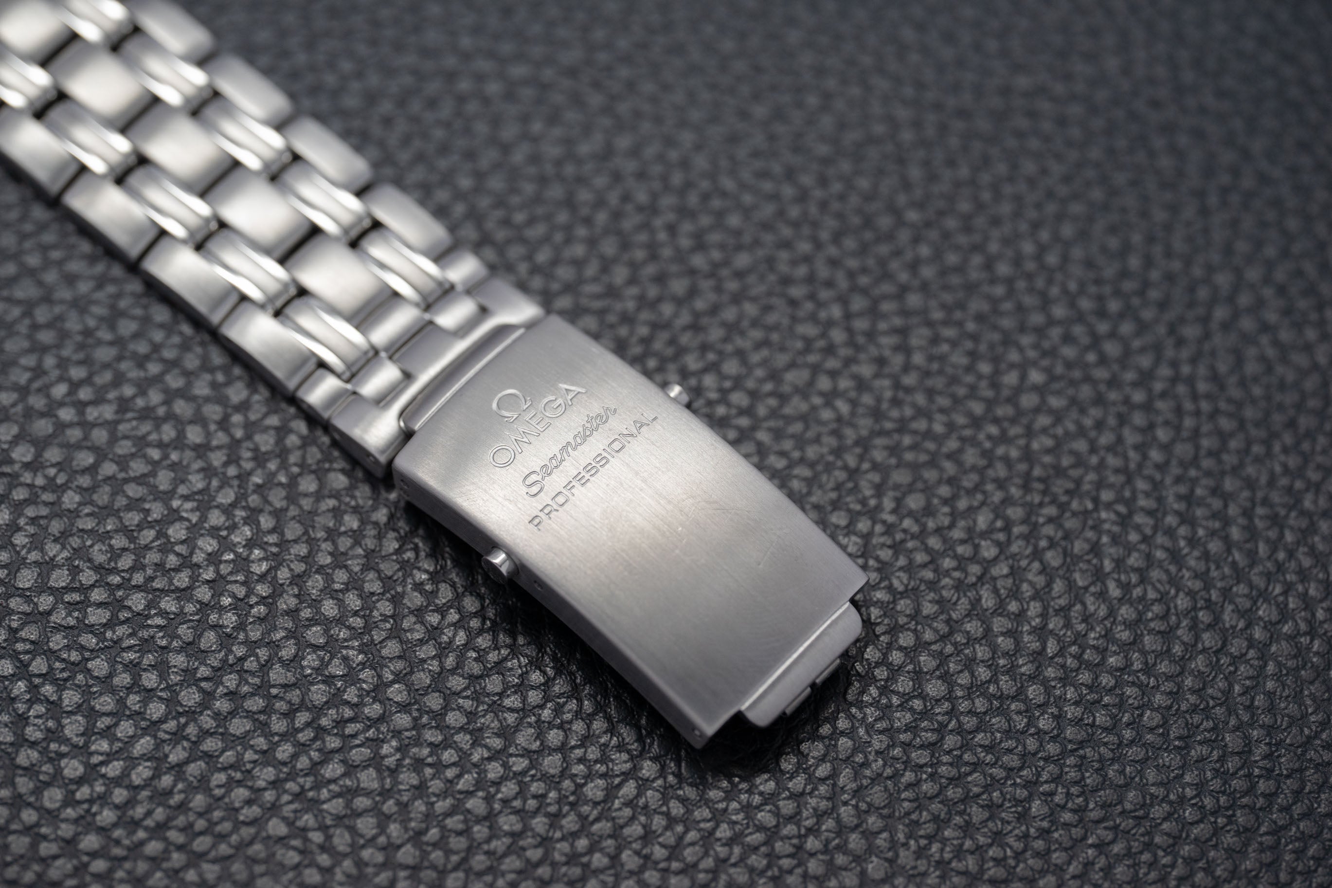 Omega Seamaster 300 2531.80 Blue Dial 2006