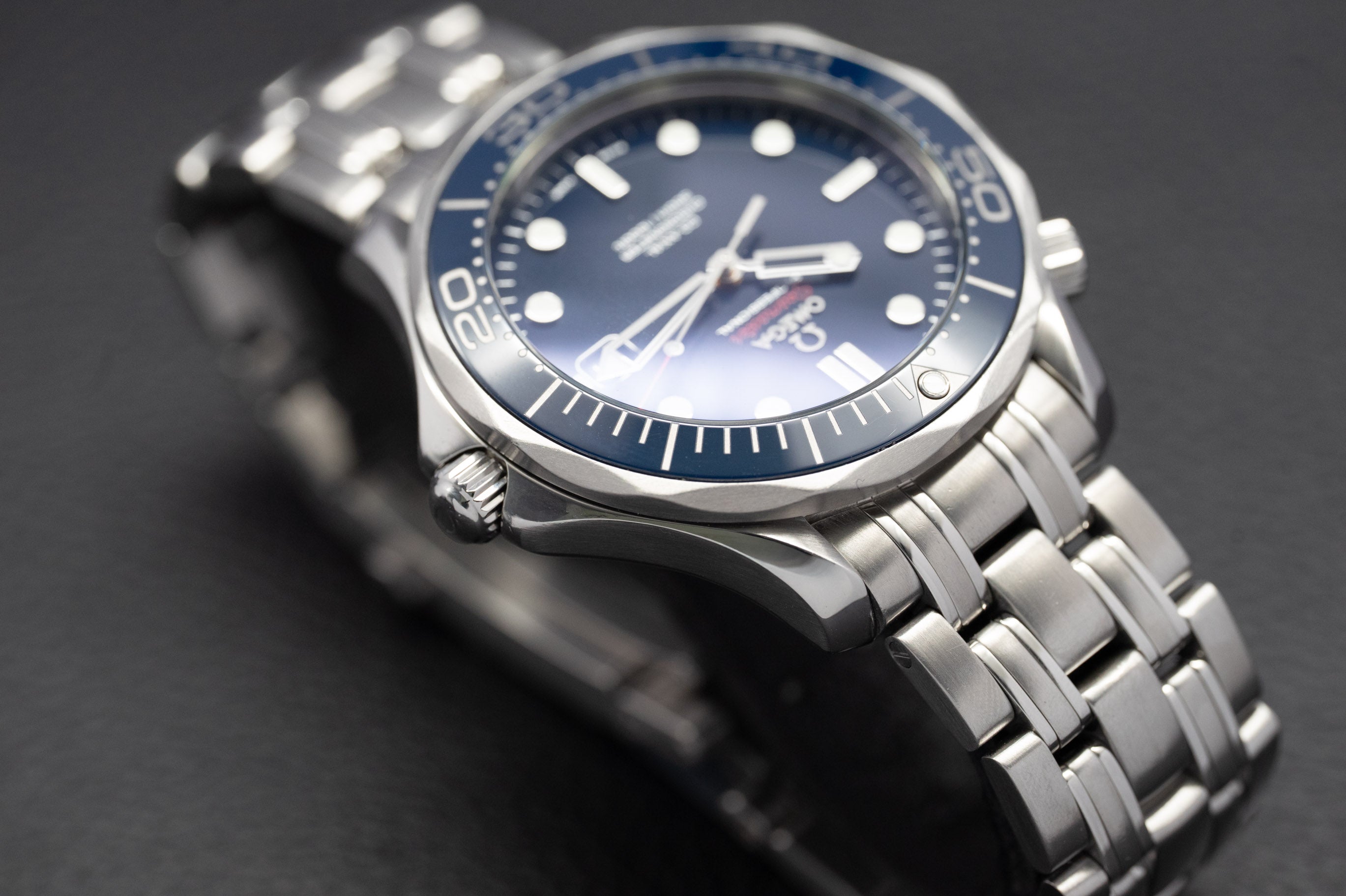 Omega Seamaster Diver 300 212.30.41.20.03.001 Blue Dial 2018
