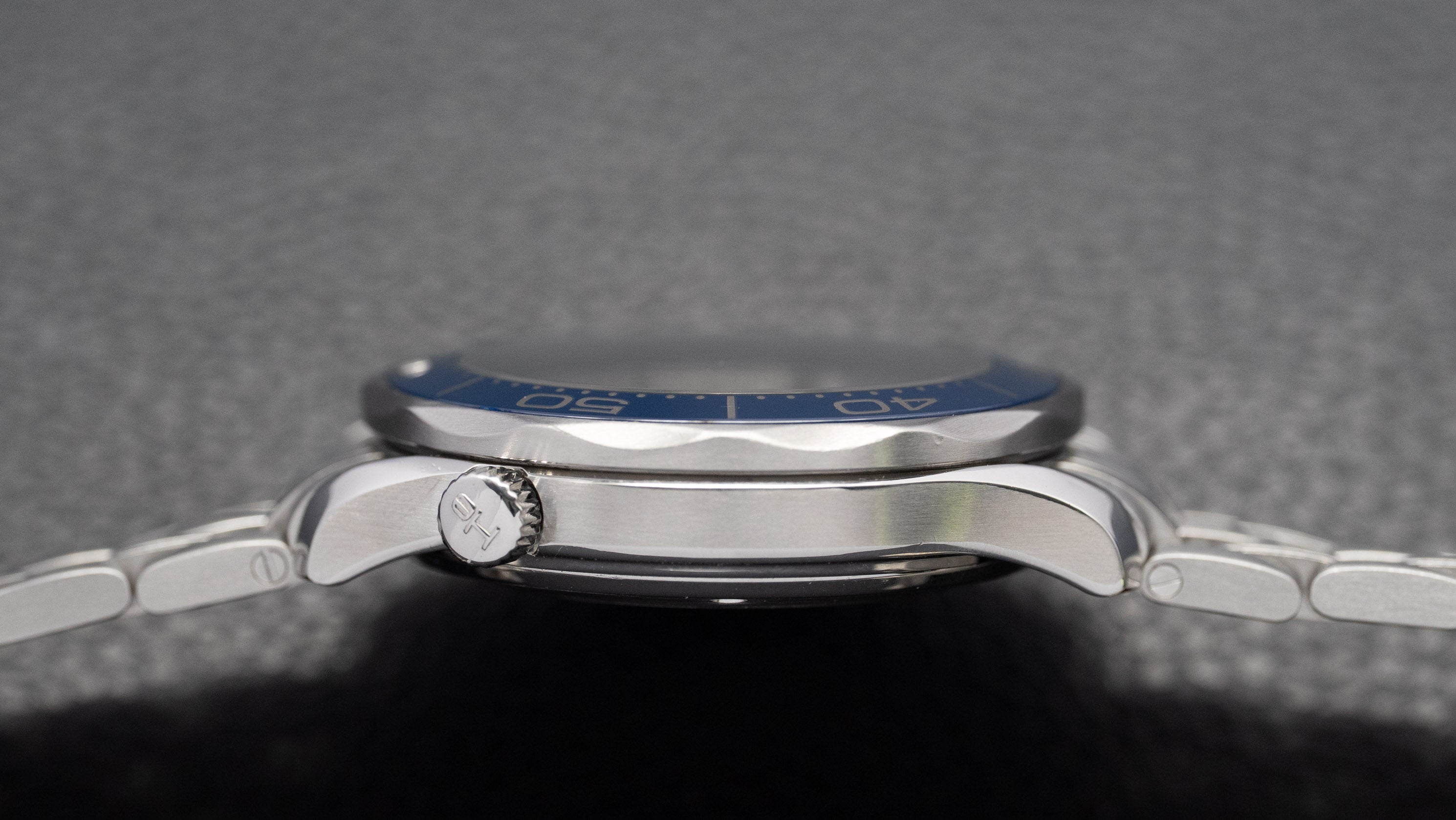 Omega Seamaster Diver 300 212.30.41.20.03.001 Blue Dial 2018