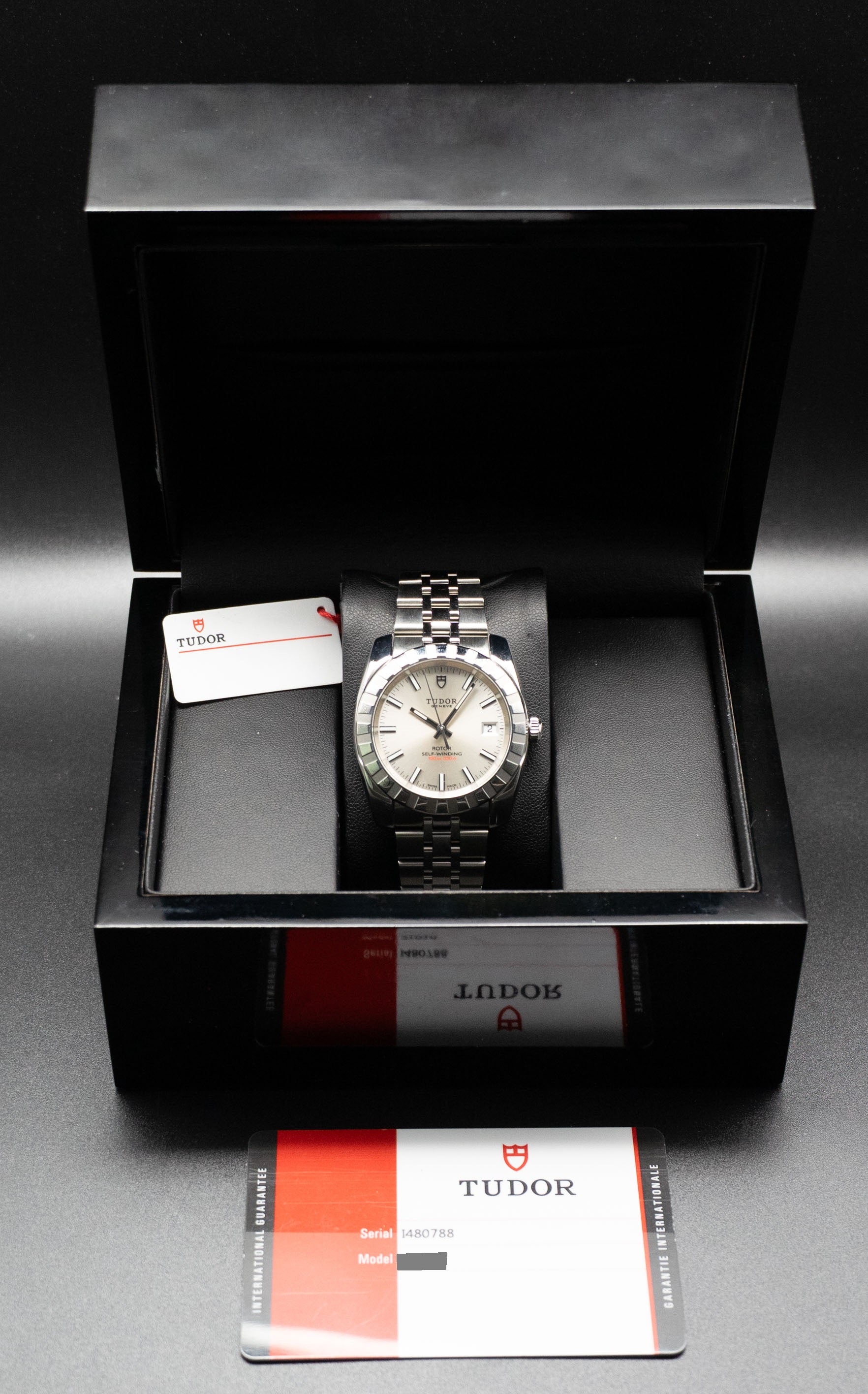 Tudor Classic Date 21010 Silver Dial 2019 Papers