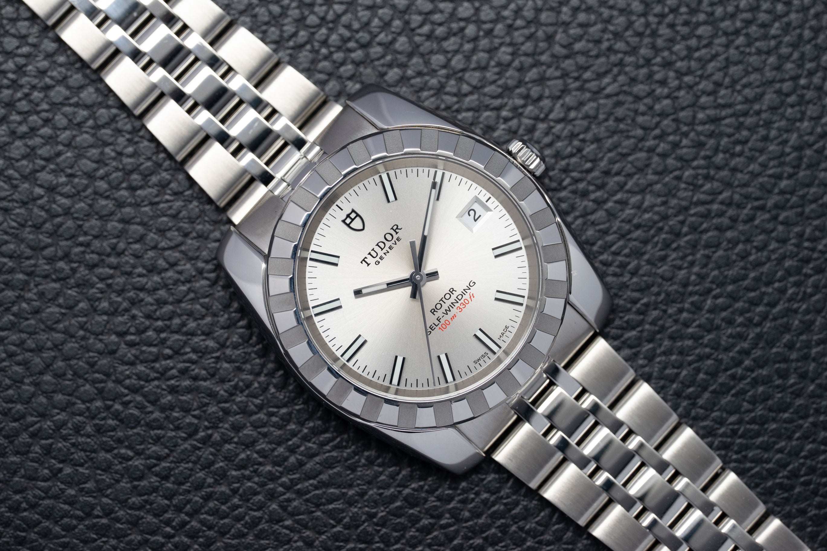 Tudor Classic Date 21010 Silver Dial 2019 Papers
