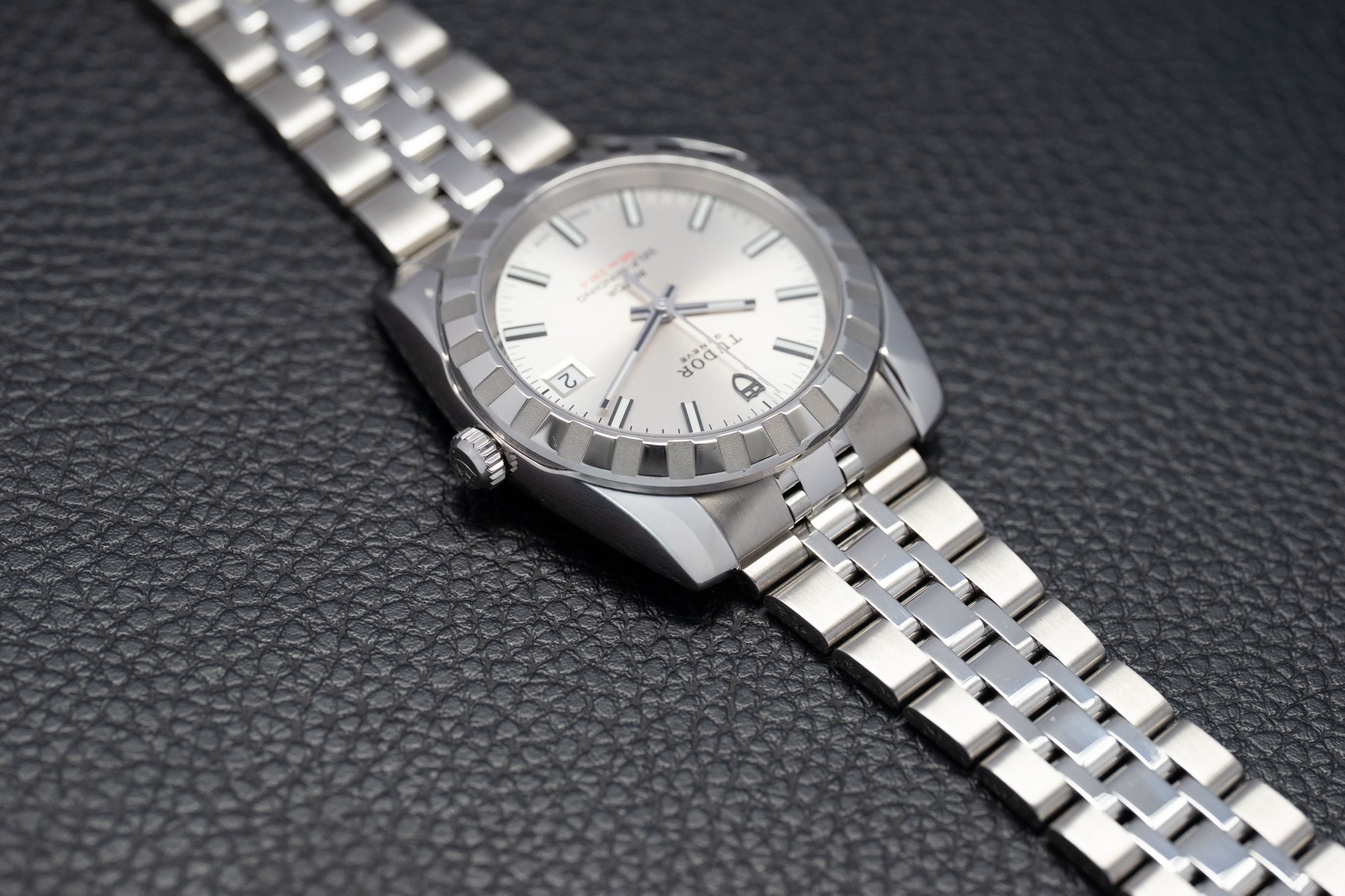 Tudor Classic Date 21010 Silver Dial 2019 Papers