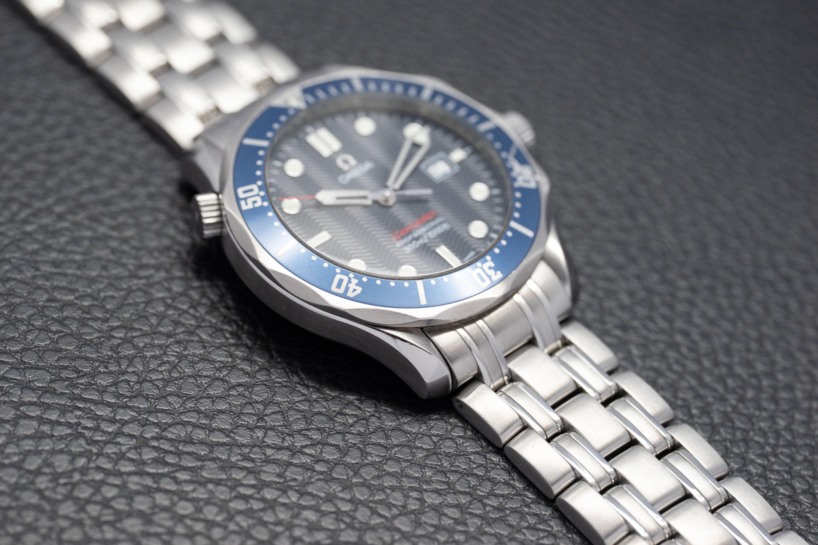 Omega Seamaster Diver 300 2221.80 Blue Dial 2008