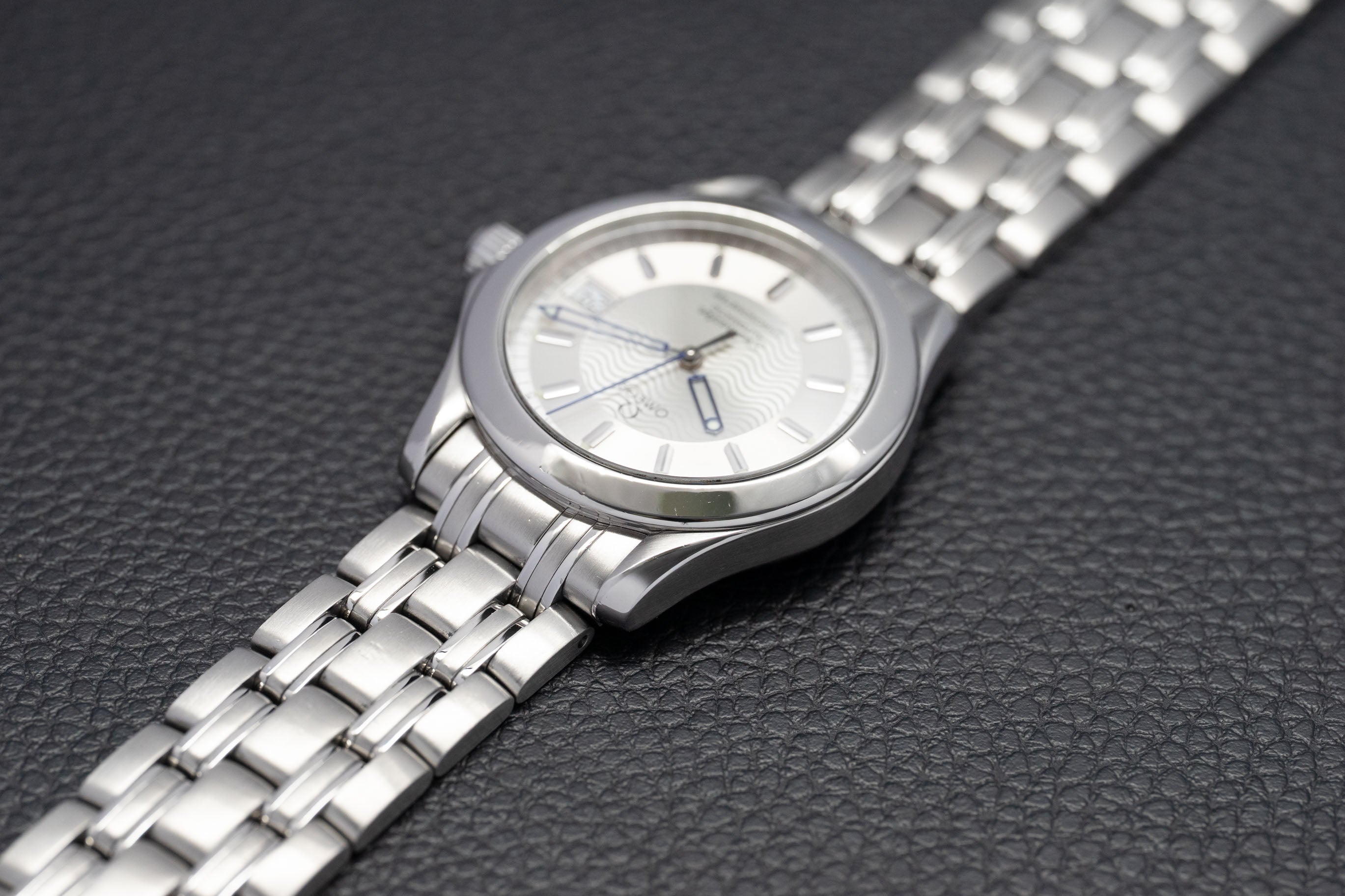 Omega Seamaster 120 2501.31 Silver Dial 2002 Papers