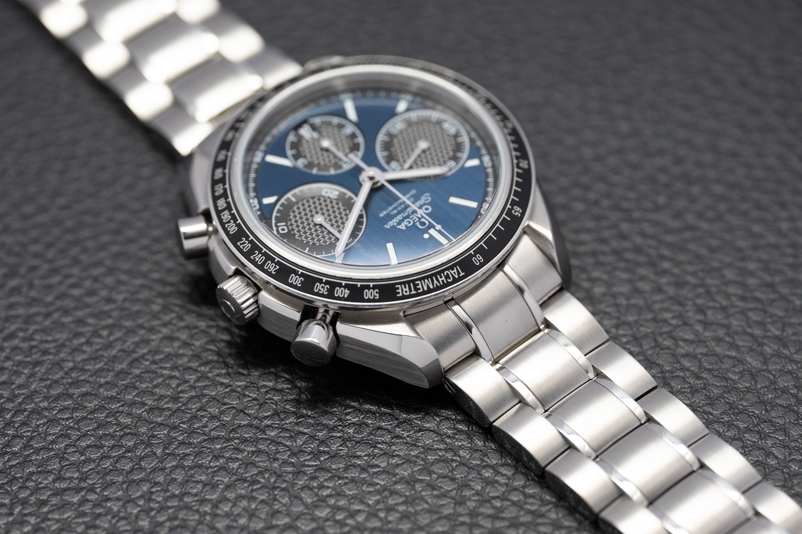 Omega Speedmaster Racing 326.30.40.50.03.001 Fullset 2017 Box+Papers