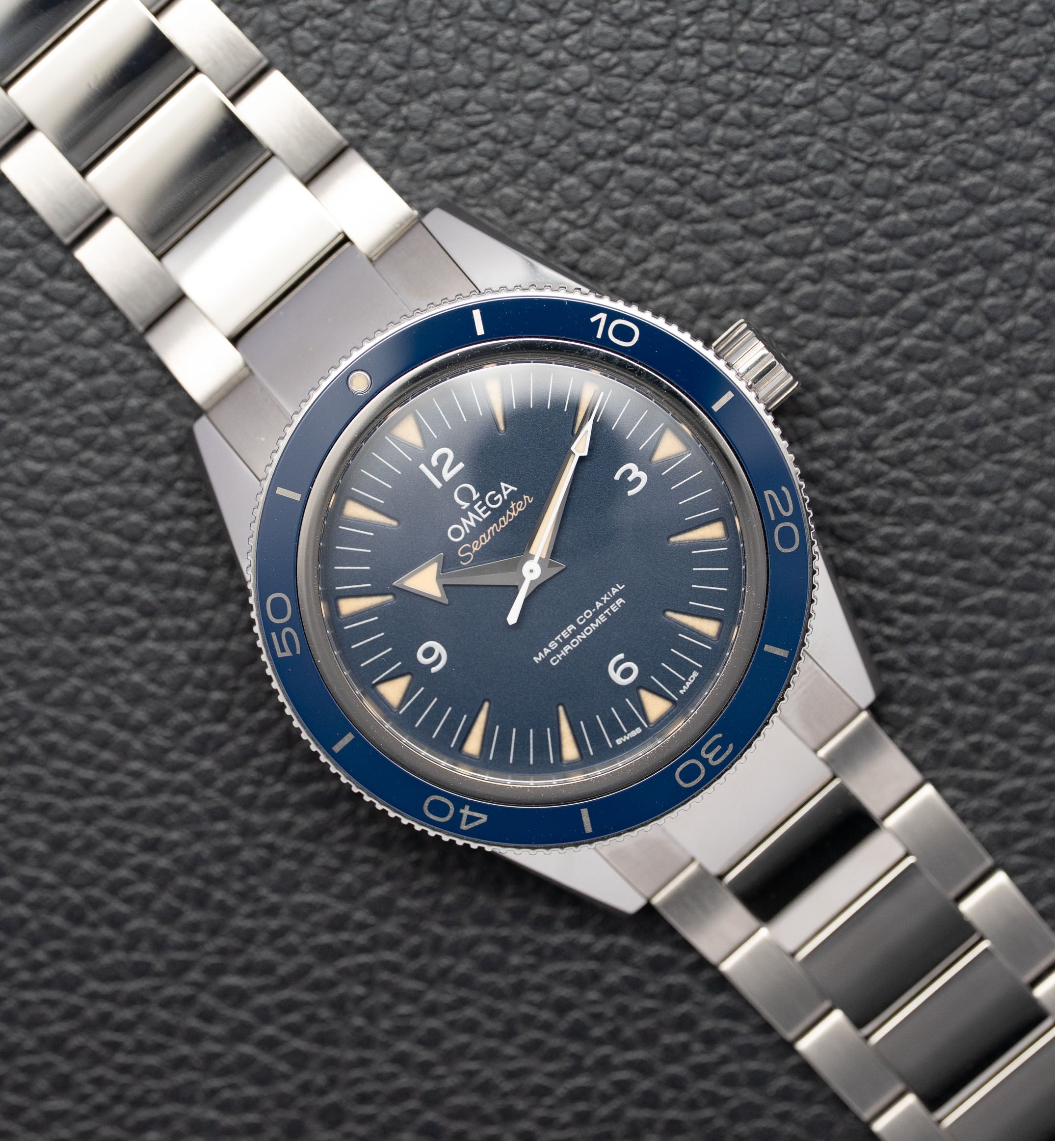 Omega Seamaster 300 233.90.41.21.03.001 Fullset 2015 Box+Papers