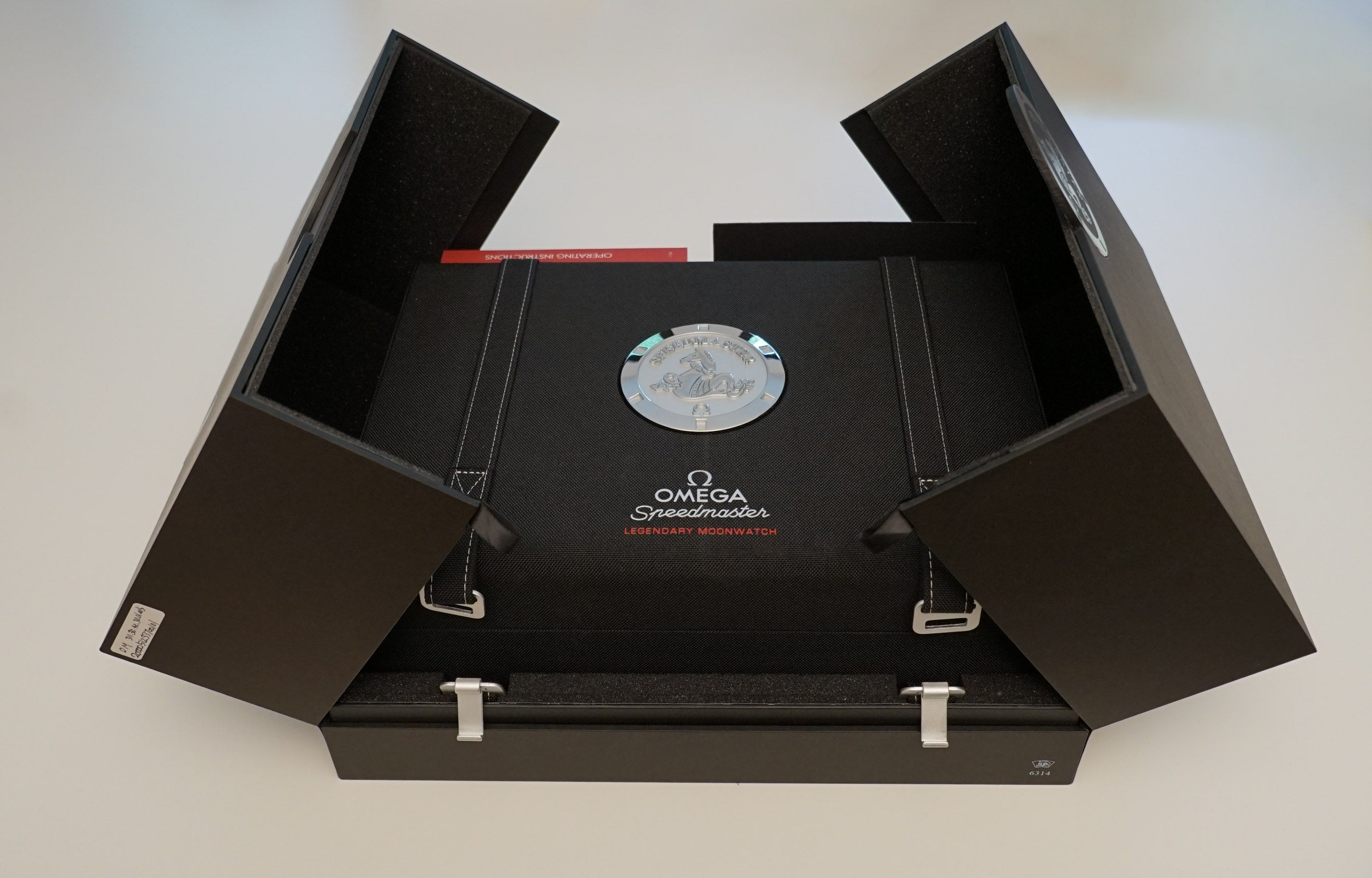 Omega Speedmaster Moonwatch 311.30.42.30.01.005 Fullset 2022 Box+Papers