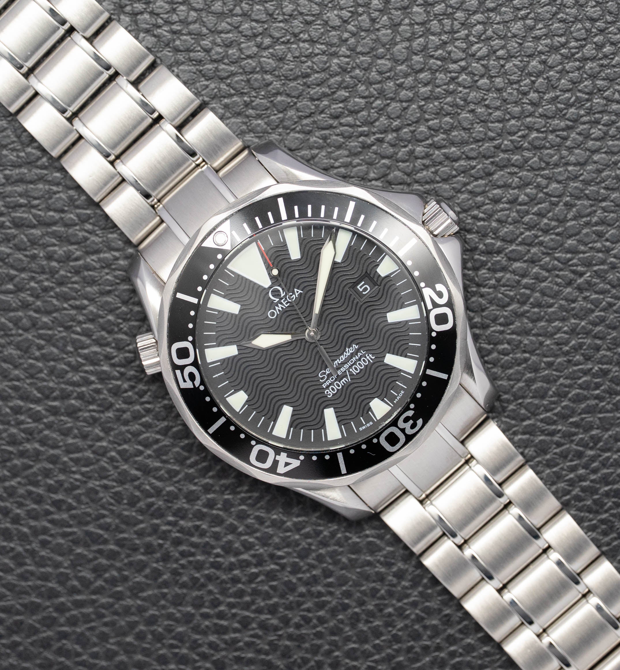 Omega Seamaster Diver 300 2264.50 Black Dial 1998