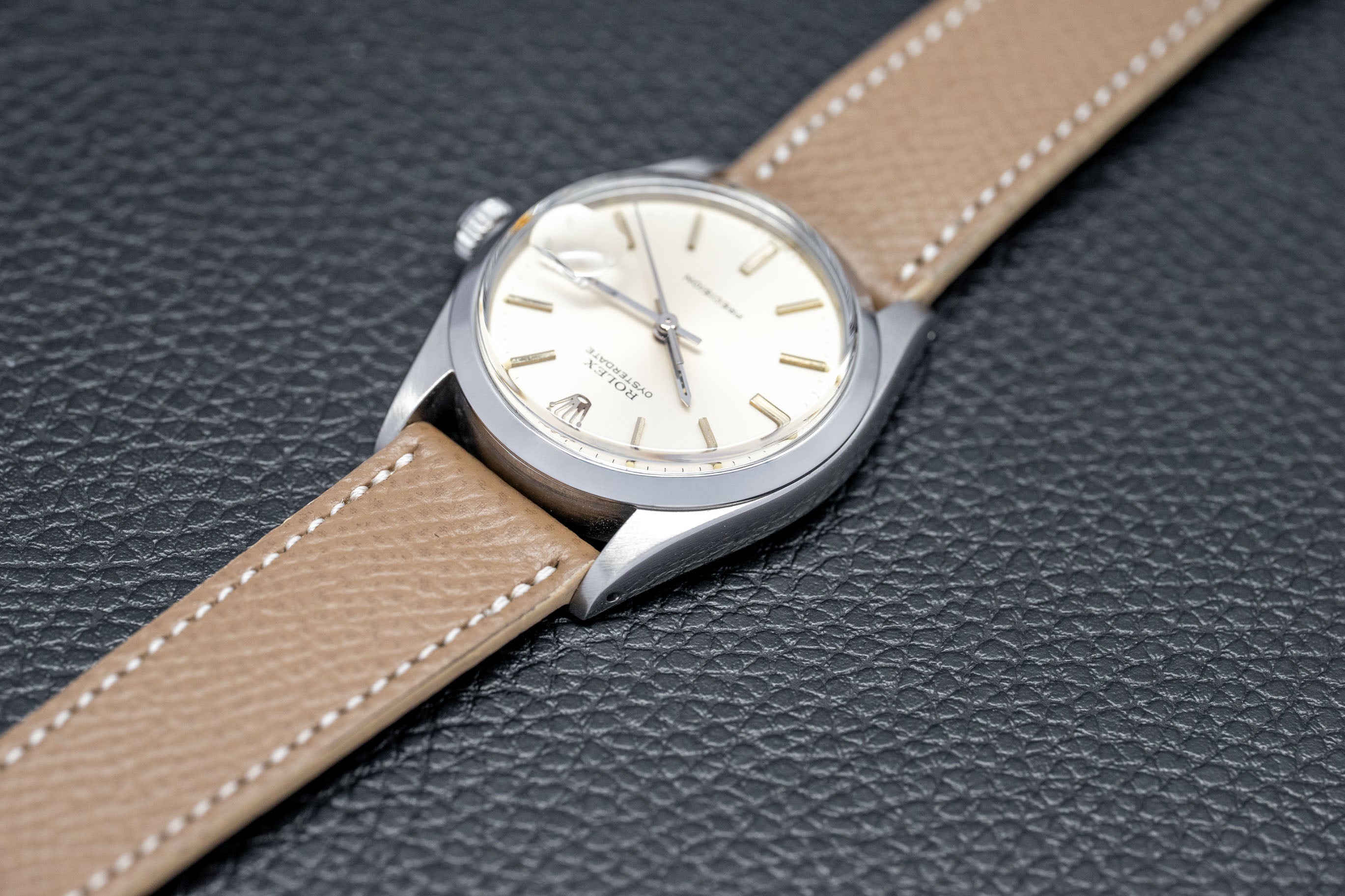 Rolex Oysterdate 6694 Silver Dial 1969