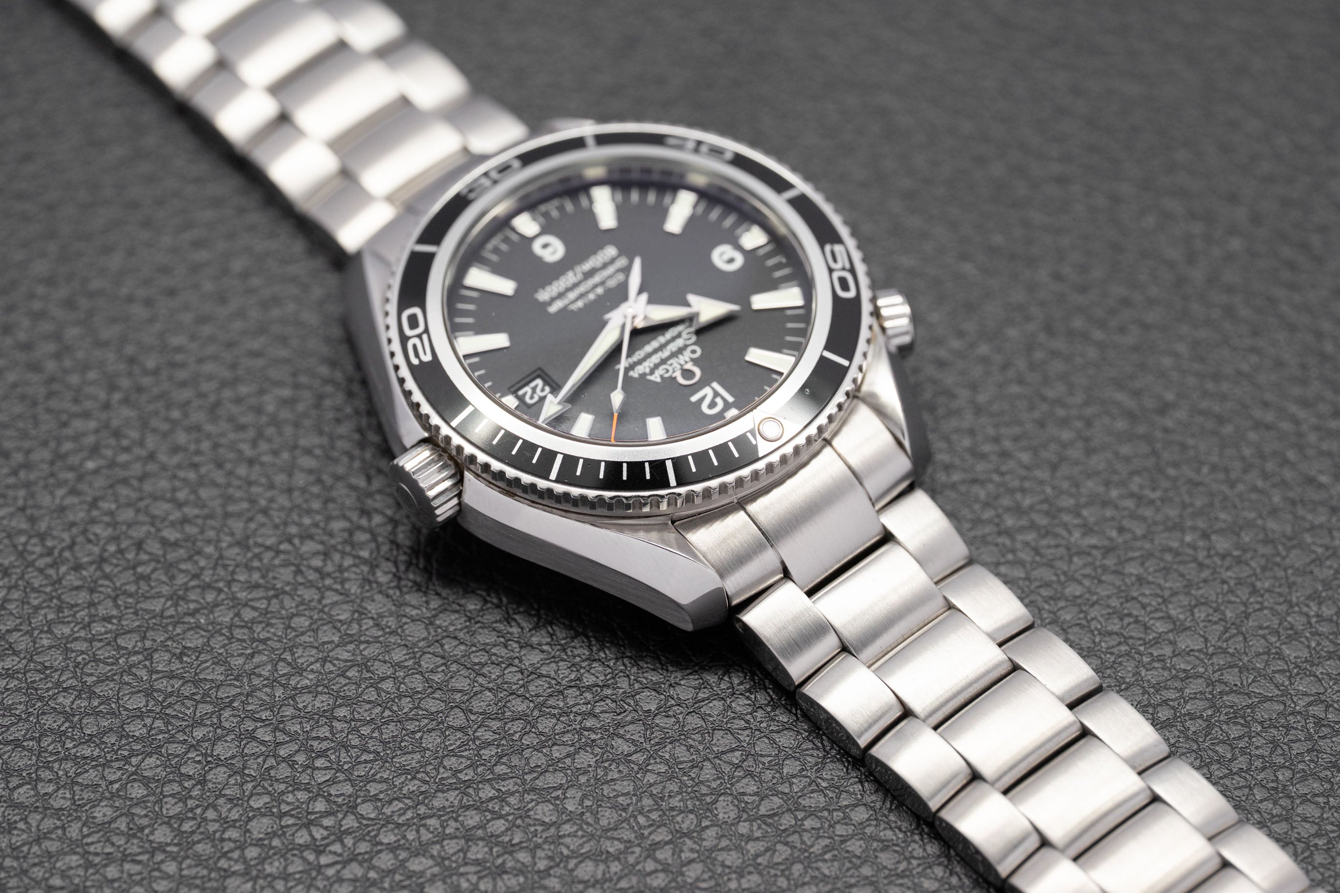 Omega Seamaster Planet Ocean 2201.50 Black Dial 2007