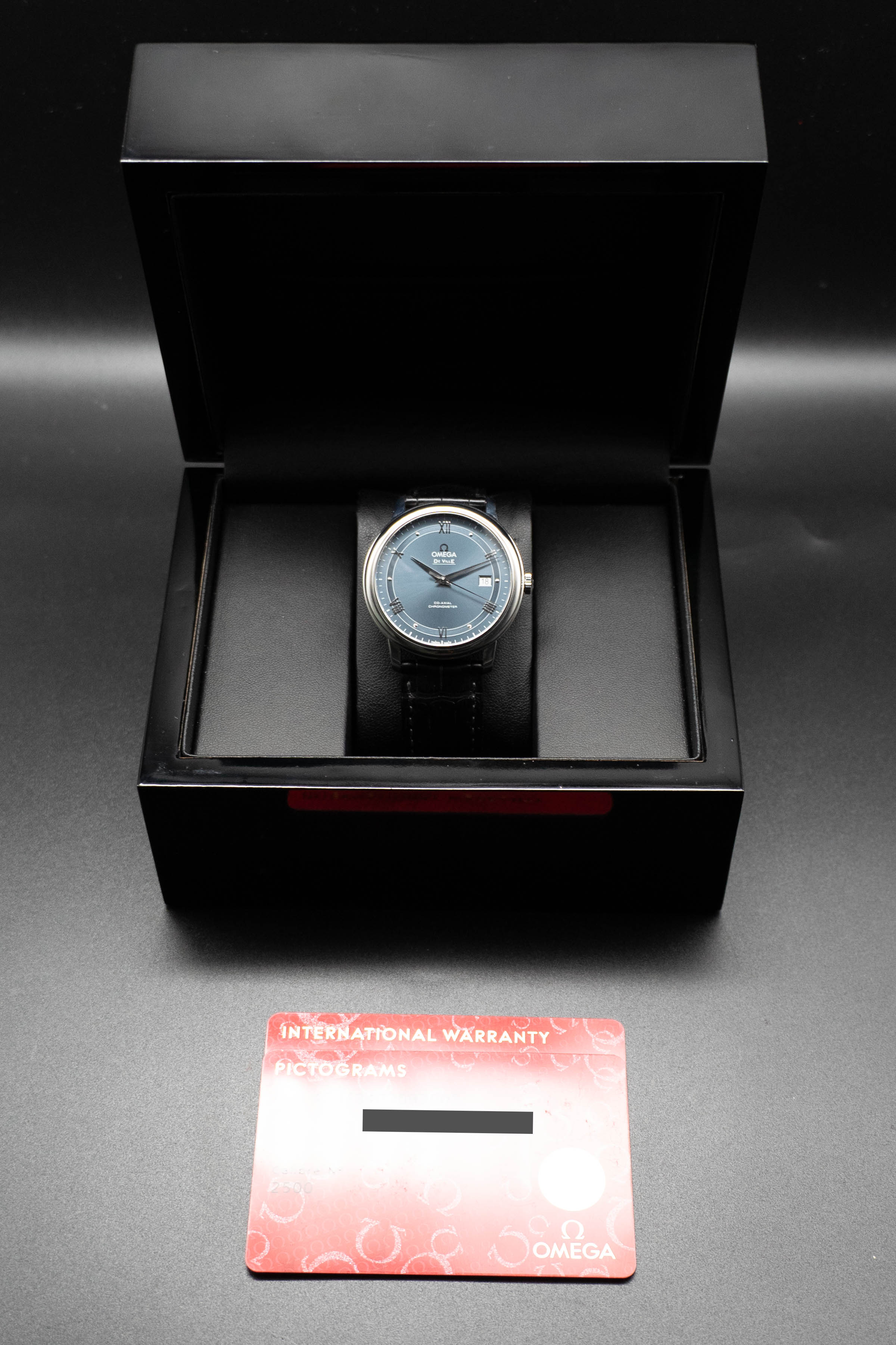 Omega De Ville Prestige 424.13.40.20.03.002 Blue Dial 2017 Papers