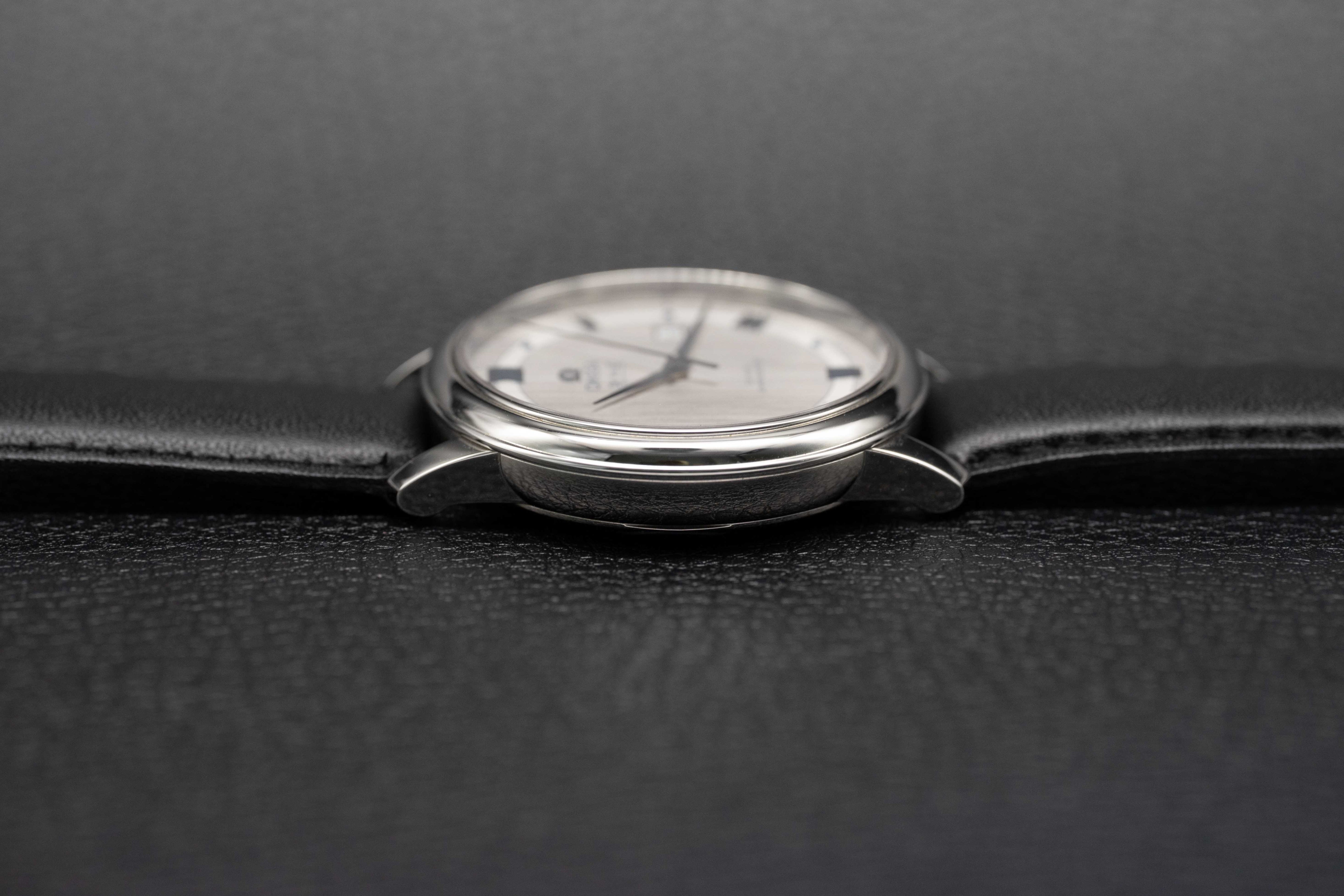 Omega De Ville Prestige 424.13.40.20.02.003 Silver Dial 2018 Papers
