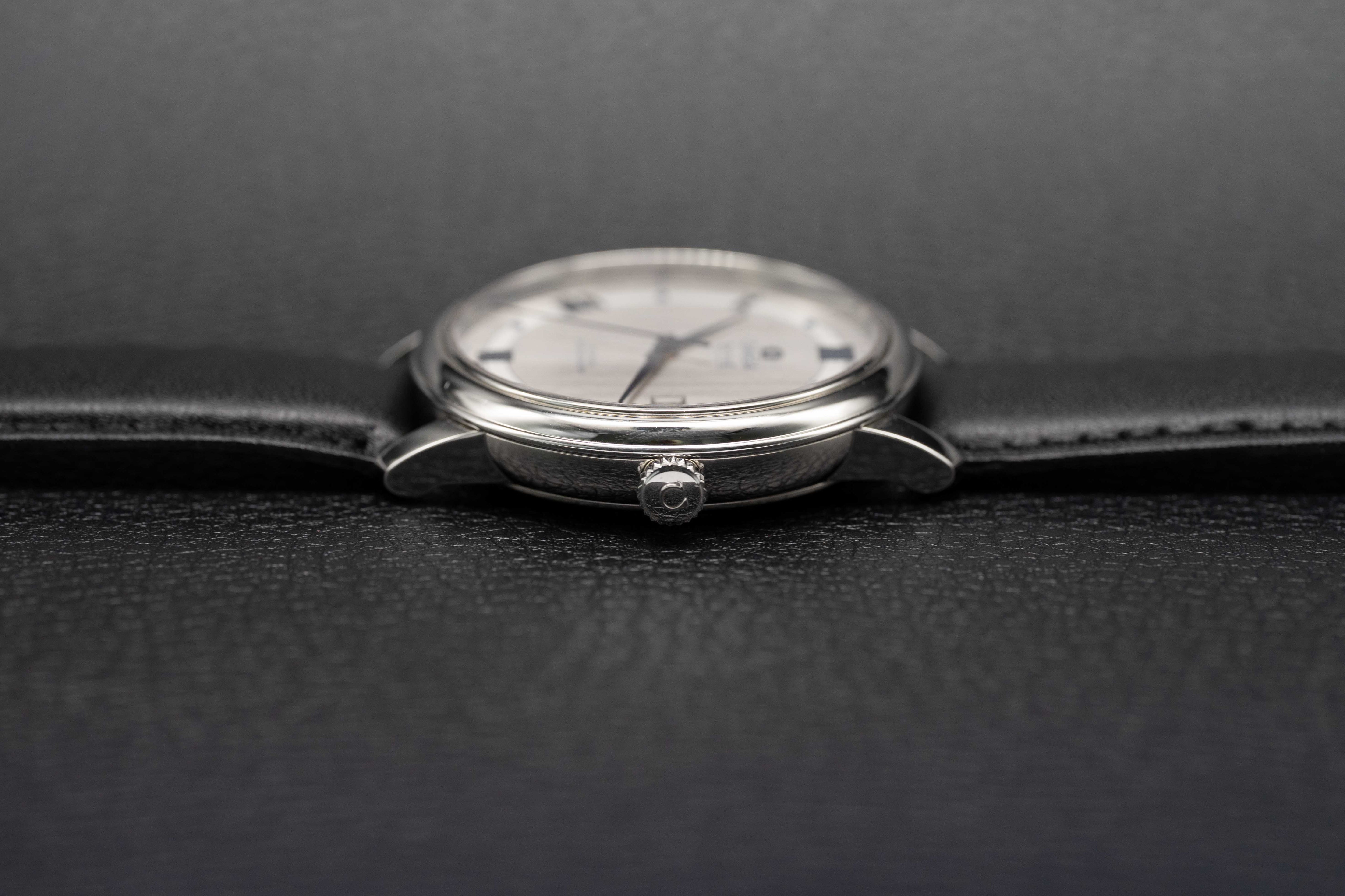 Omega De Ville Prestige 424.13.40.20.02.003 Silver Dial 2018 Papers