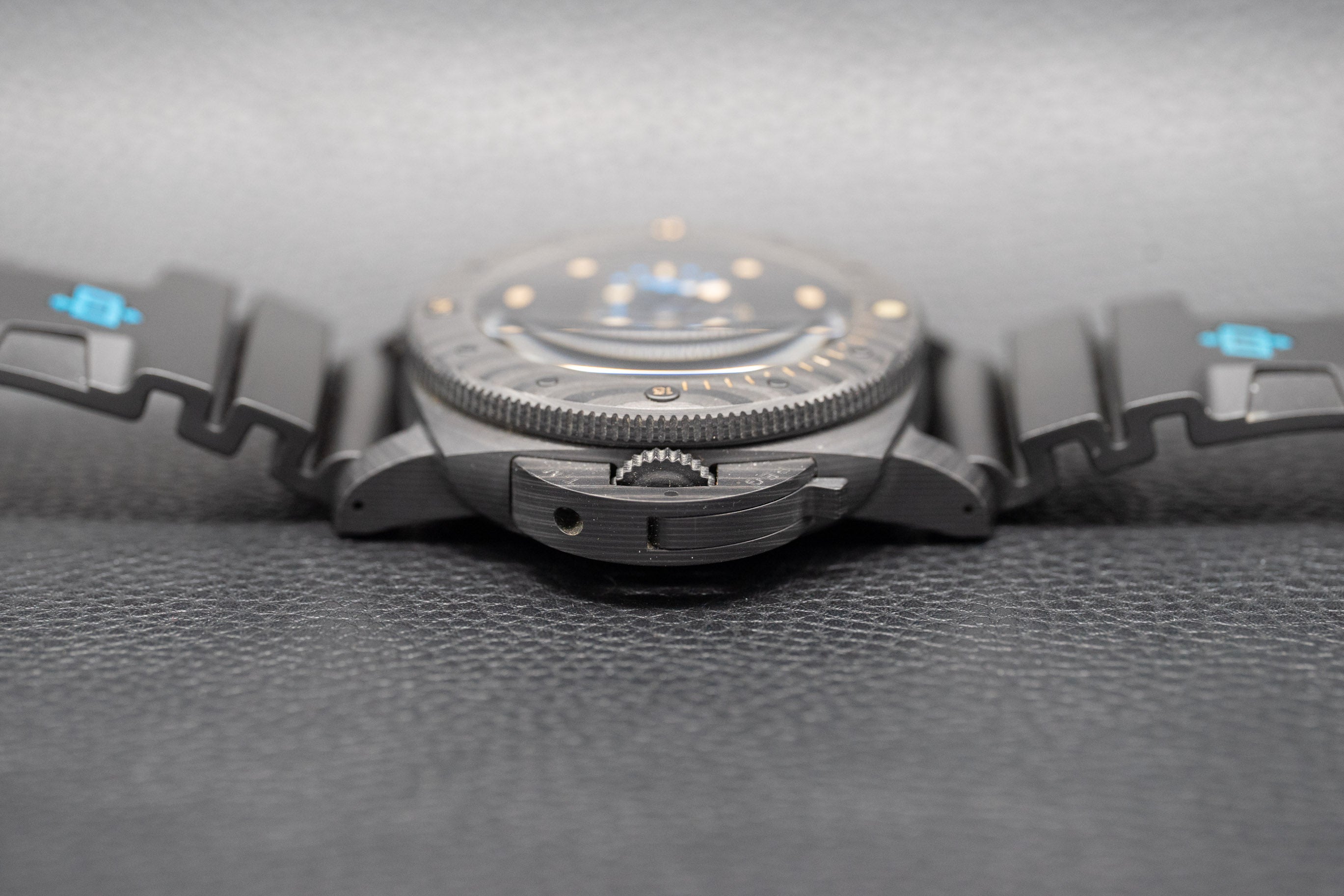 Panerai Luminor Submersible Carbotech PAM00616 Fullset 2019 Box+Papers