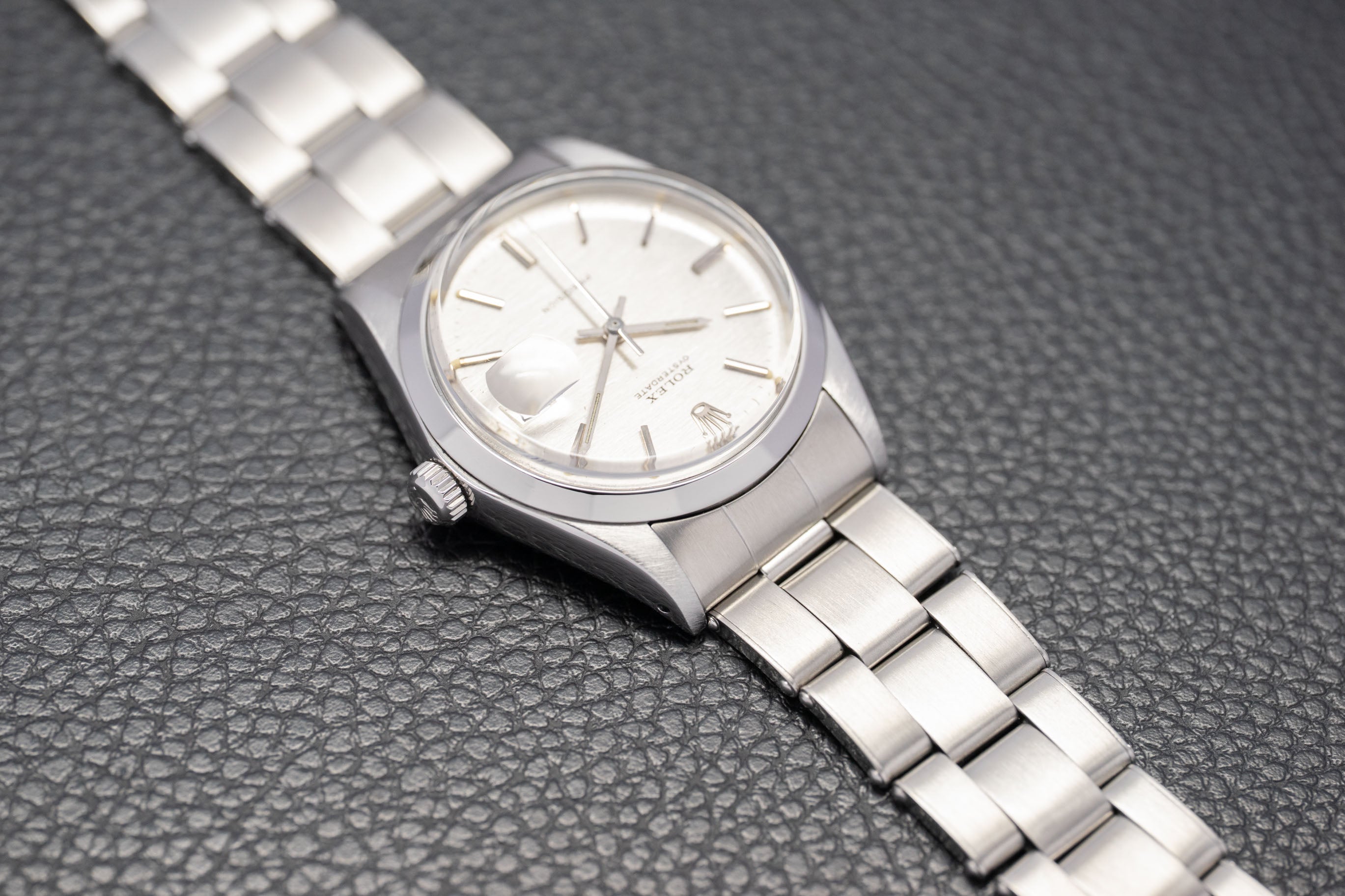 Rolex Oysterdate 6694 Silver Dial 1970