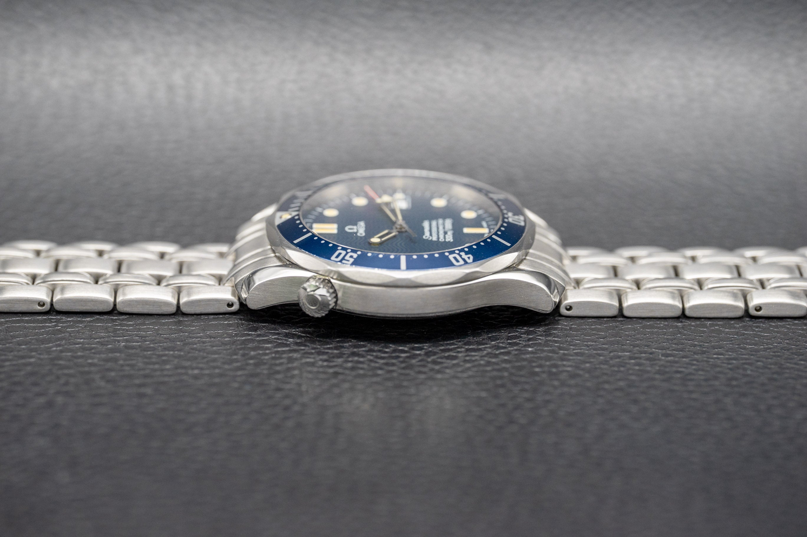 Omega Seamaster Diver 300 2531.80 Blue Dial 1996