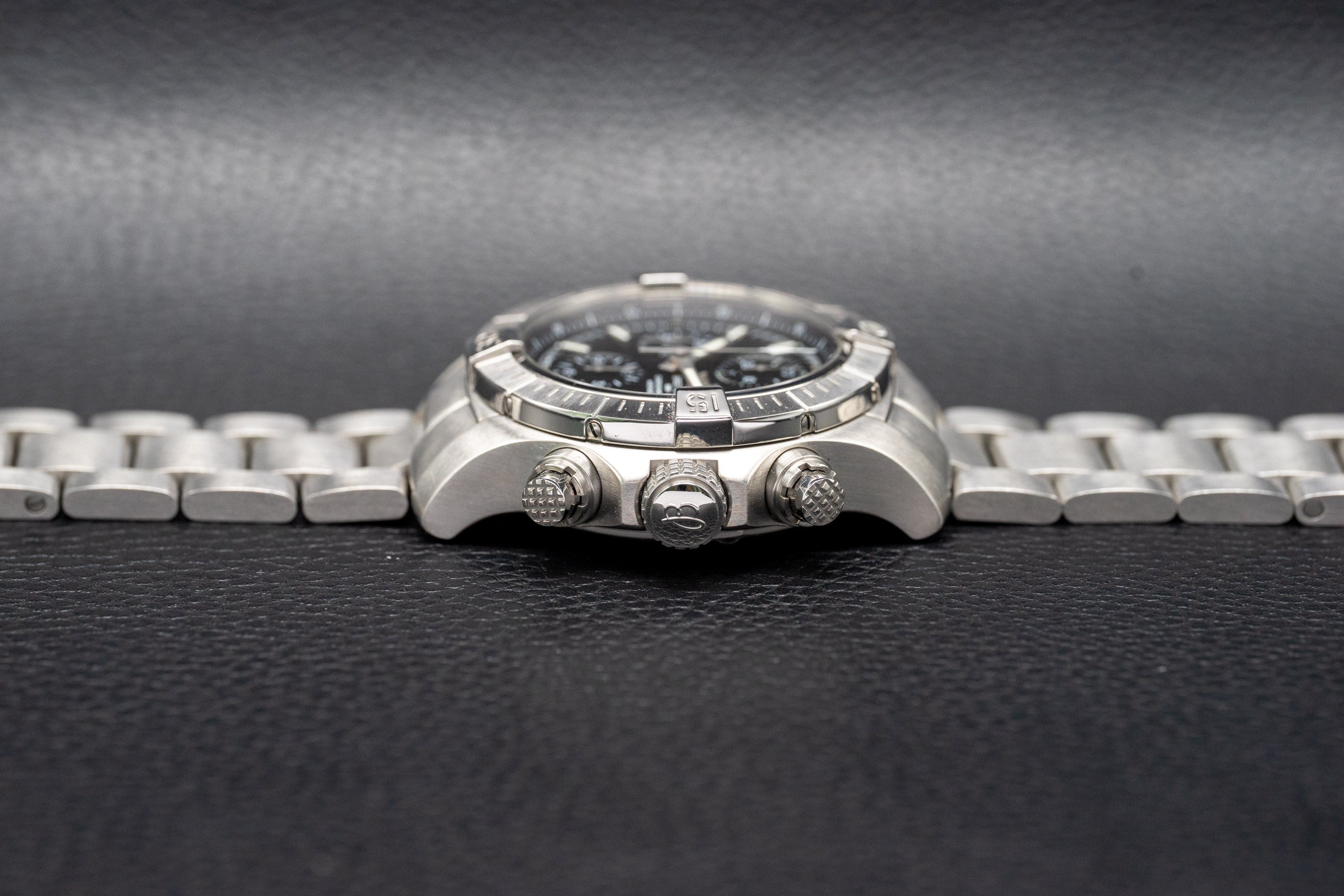 Breitling Avenger Chronograph A13385/A13385101B1A1 Fullset 2020 Box+Papers