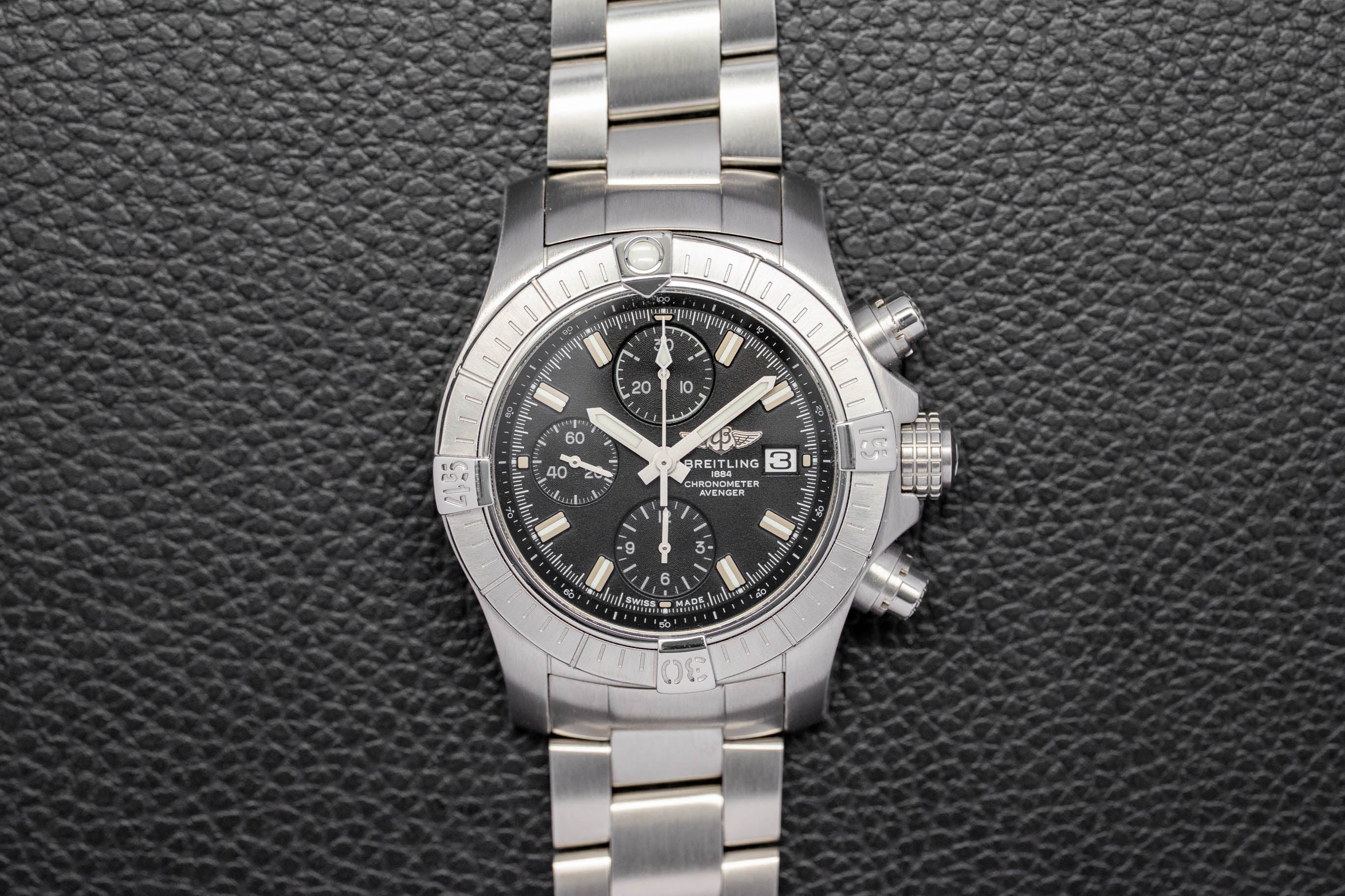 Breitling Avenger Chronograph A13385/A13385101B1A1 Fullset 2020 Box+Papers