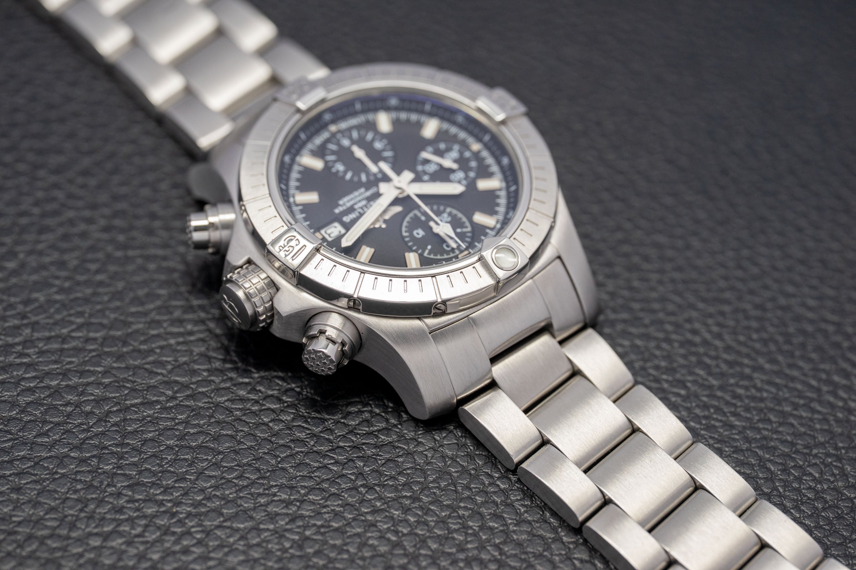 Breitling Avenger Chronograph A13385/A13385101B1A1 Fullset 2020 Box+Papers